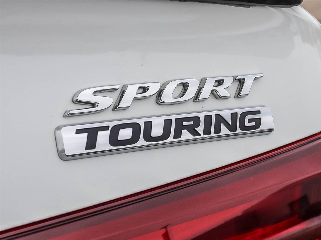 2025 Honda Civic Hybrid Sport Touring Photo