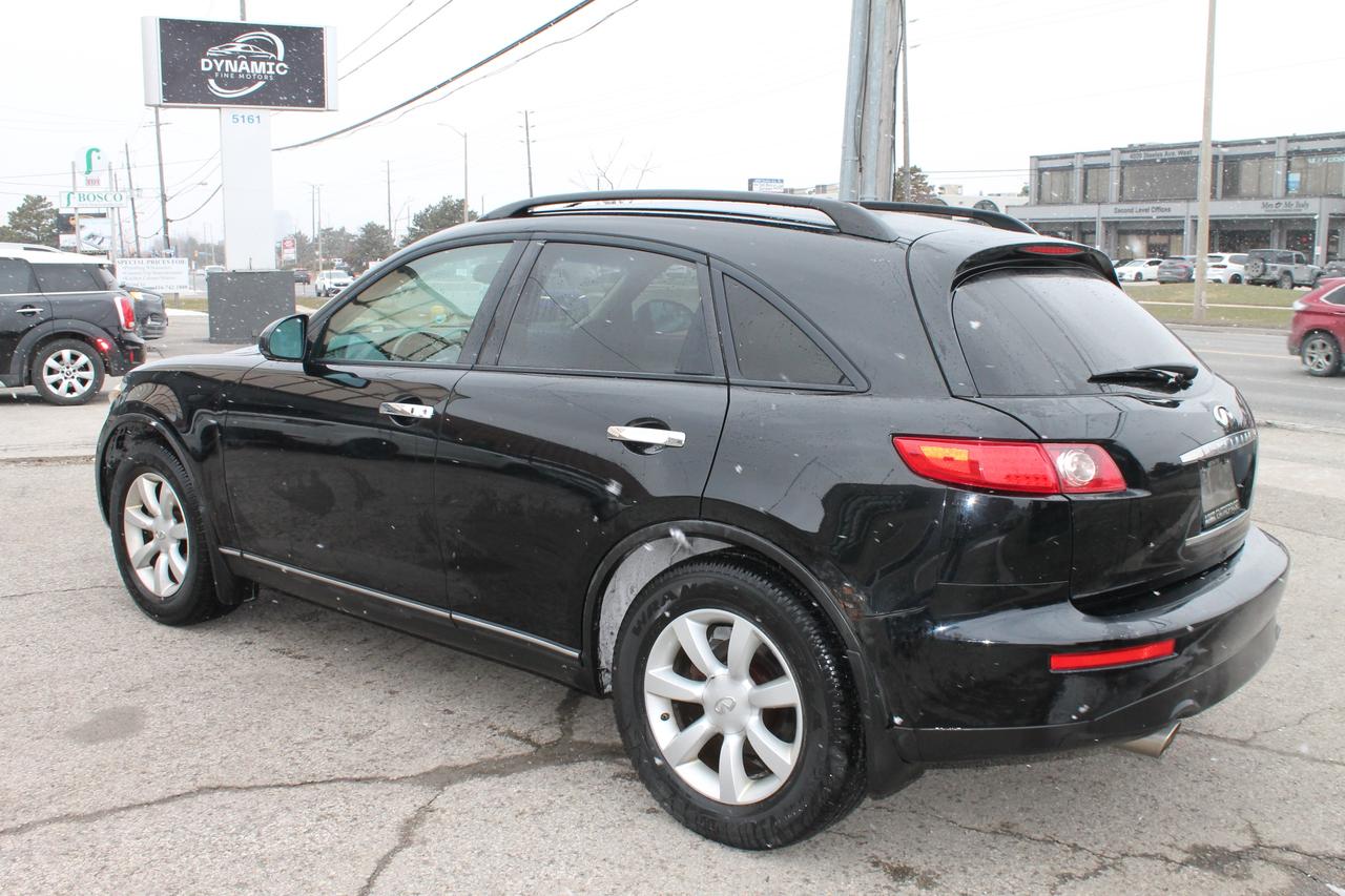 2005 Infiniti FX35  Photo4