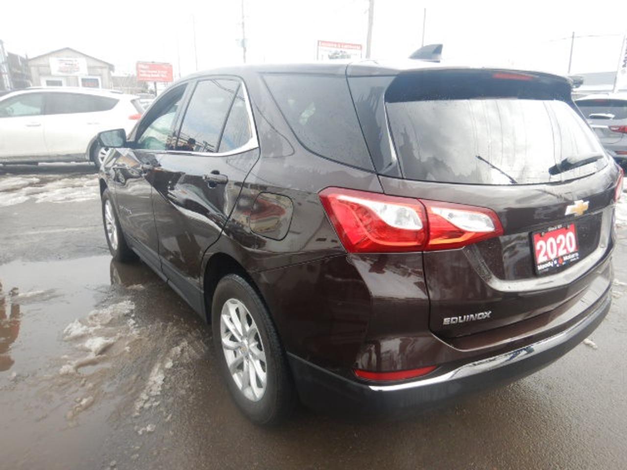 2020 Chevrolet Equinox LT Photo