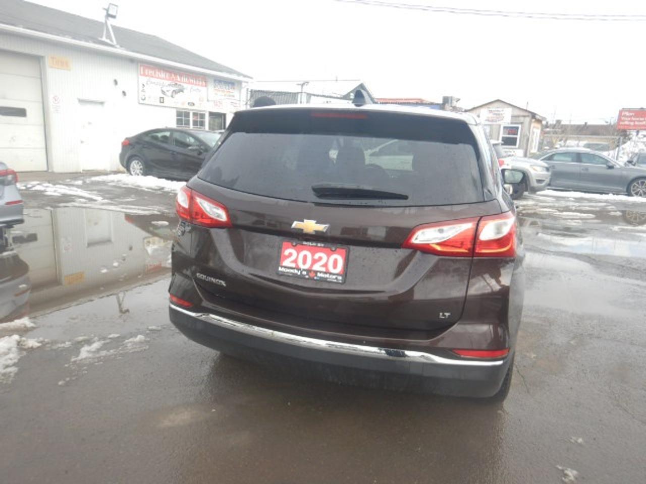 2020 Chevrolet Equinox LT Photo