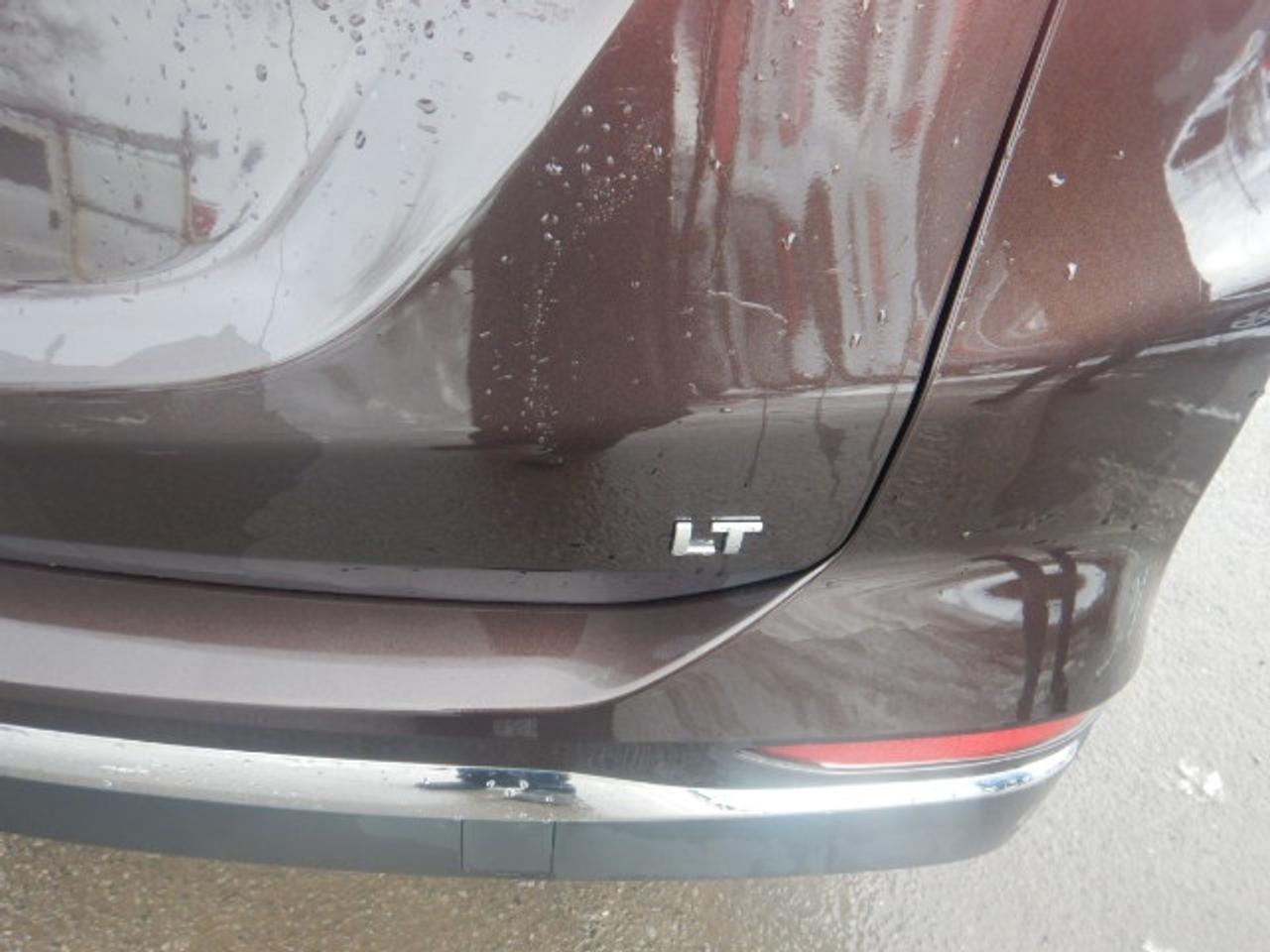 2020 Chevrolet Equinox LT Photo