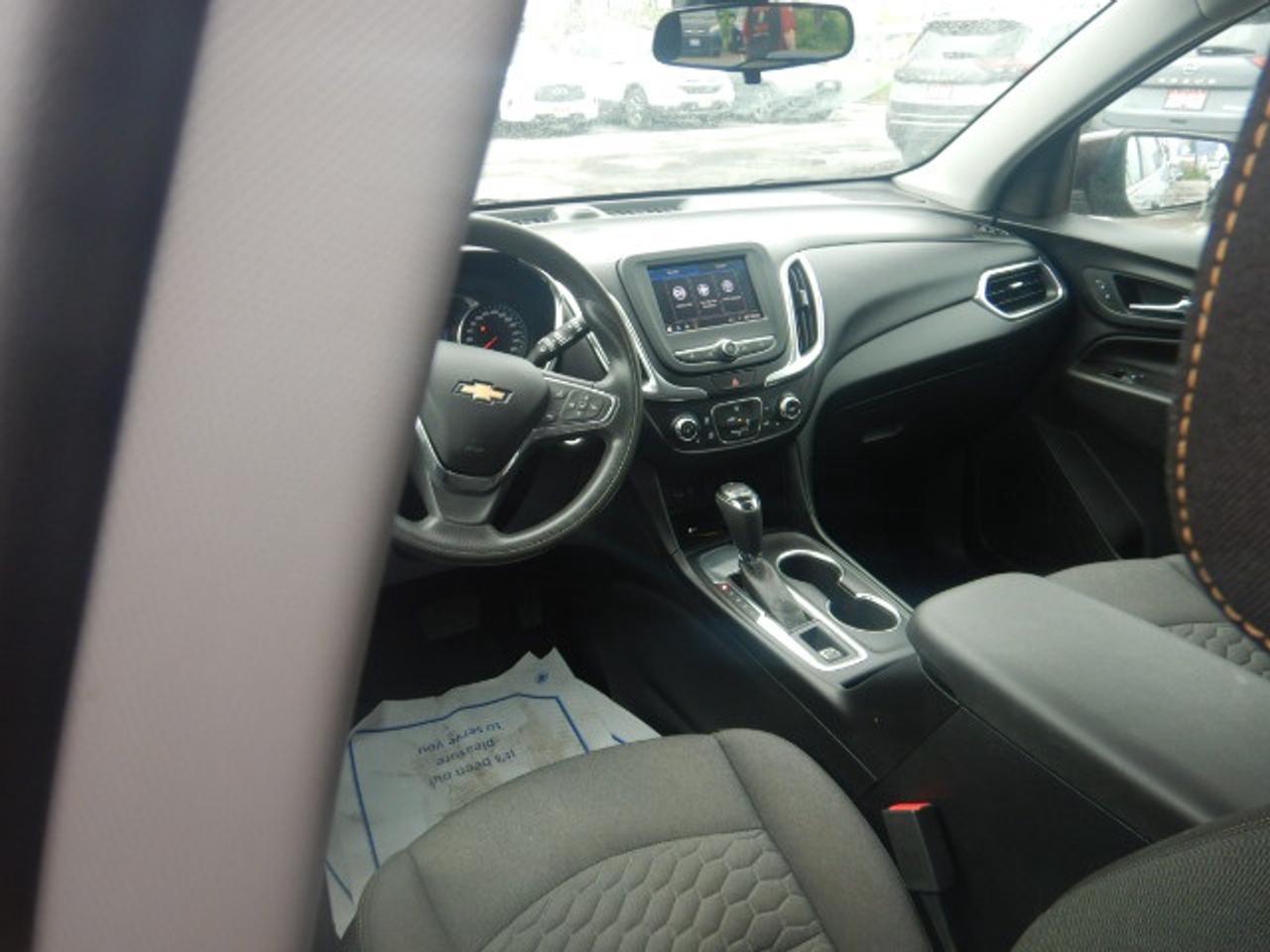 2020 Chevrolet Equinox LT Photo