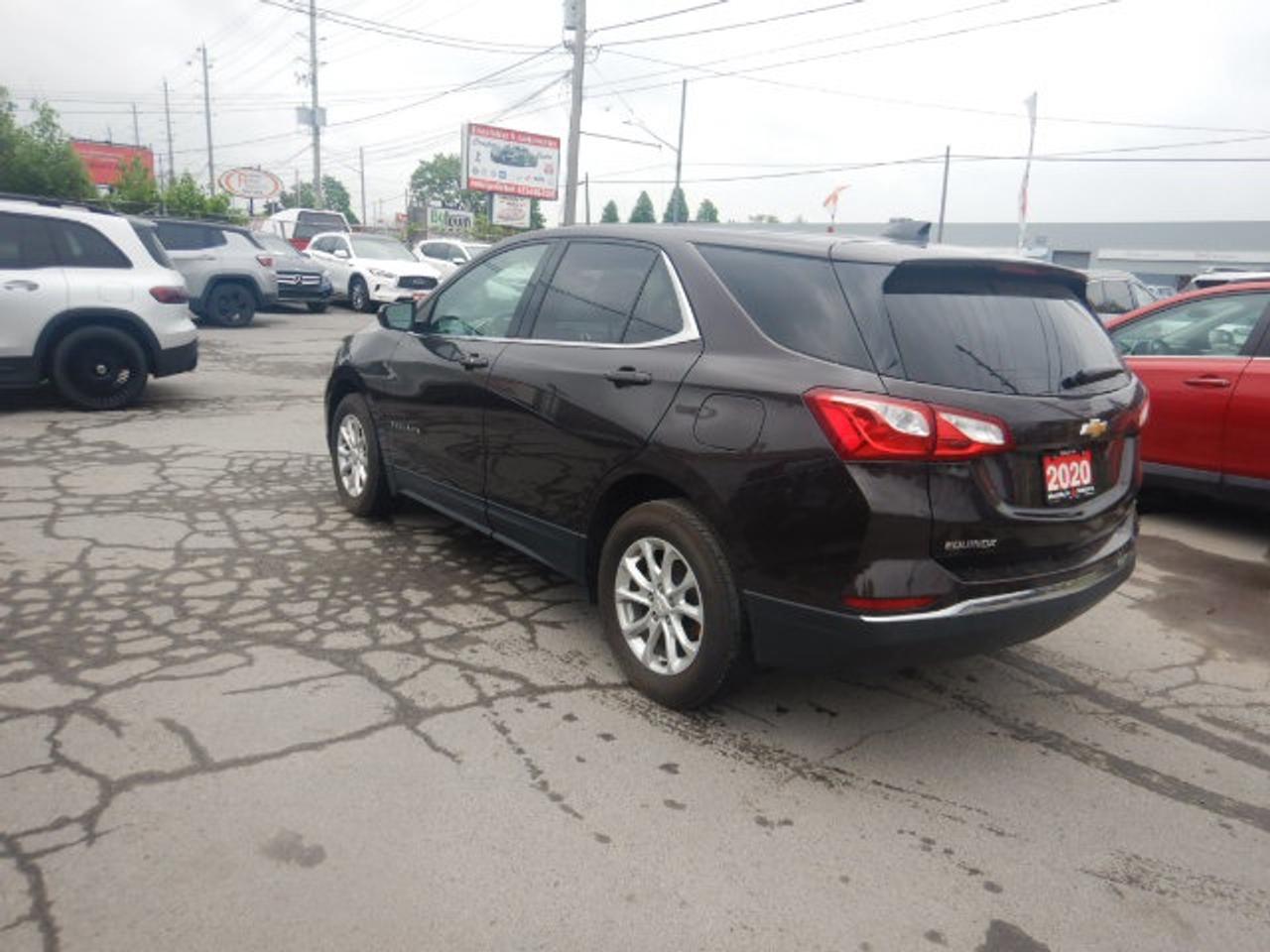 2020 Chevrolet Equinox LT Photo