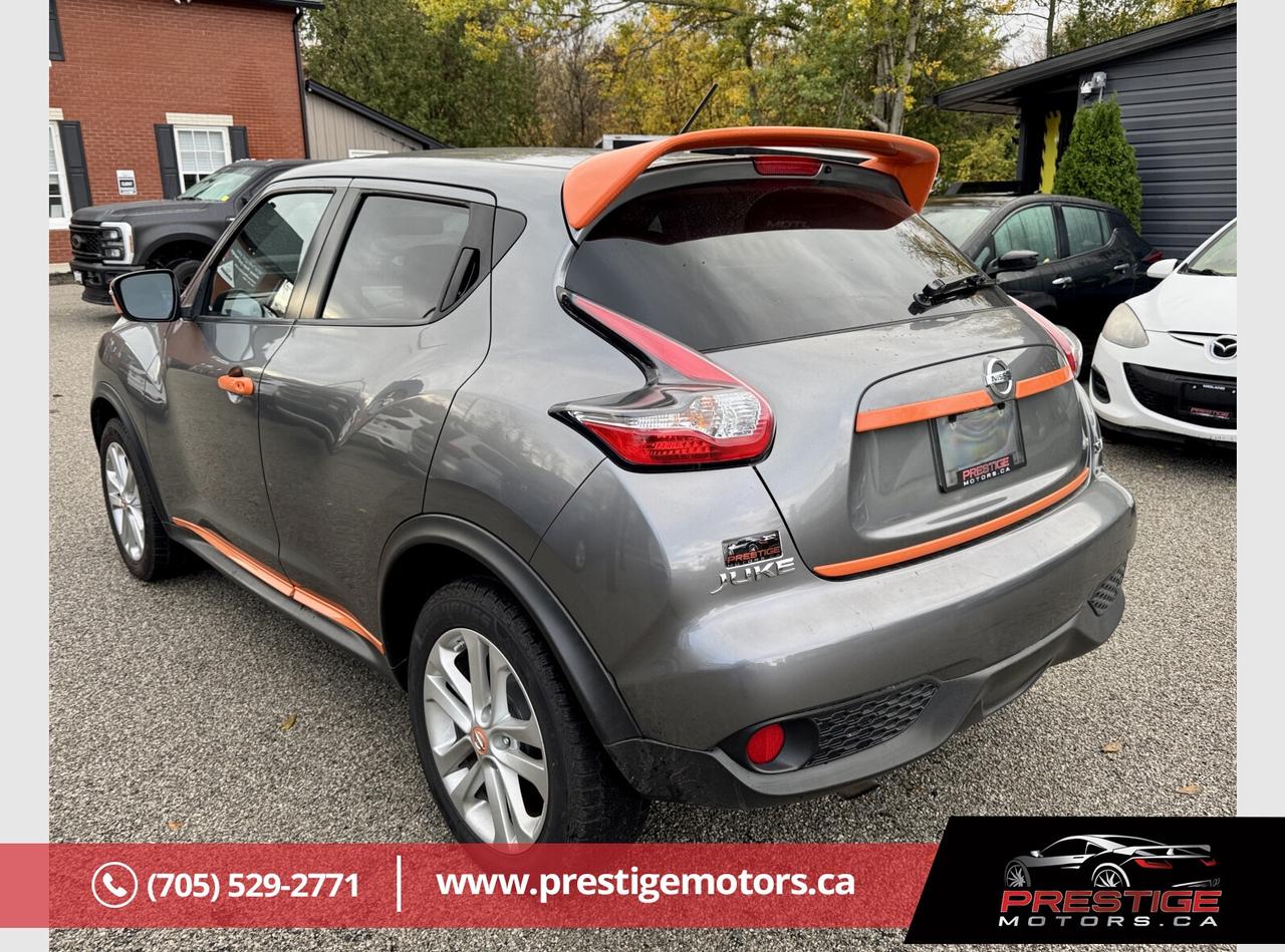 2016 Nissan Juke S Photo2