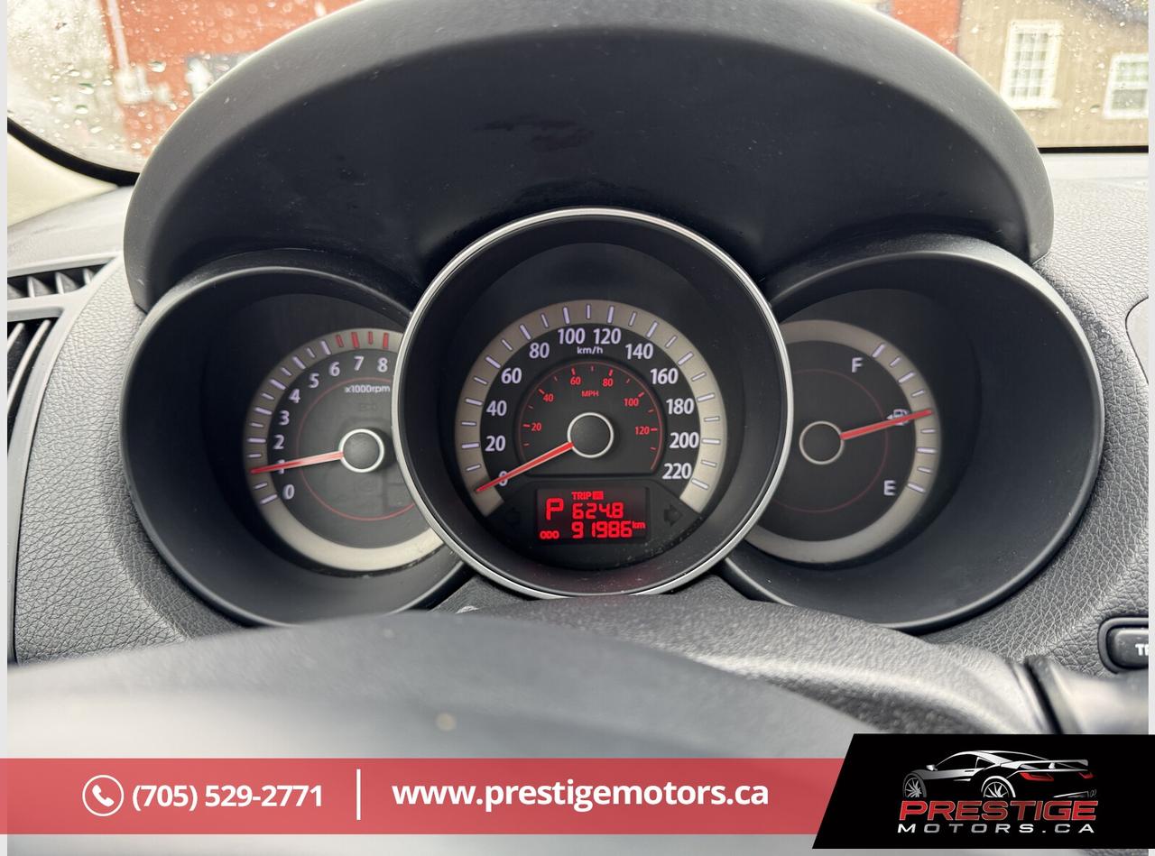 2012 Kia Forte EX Photo