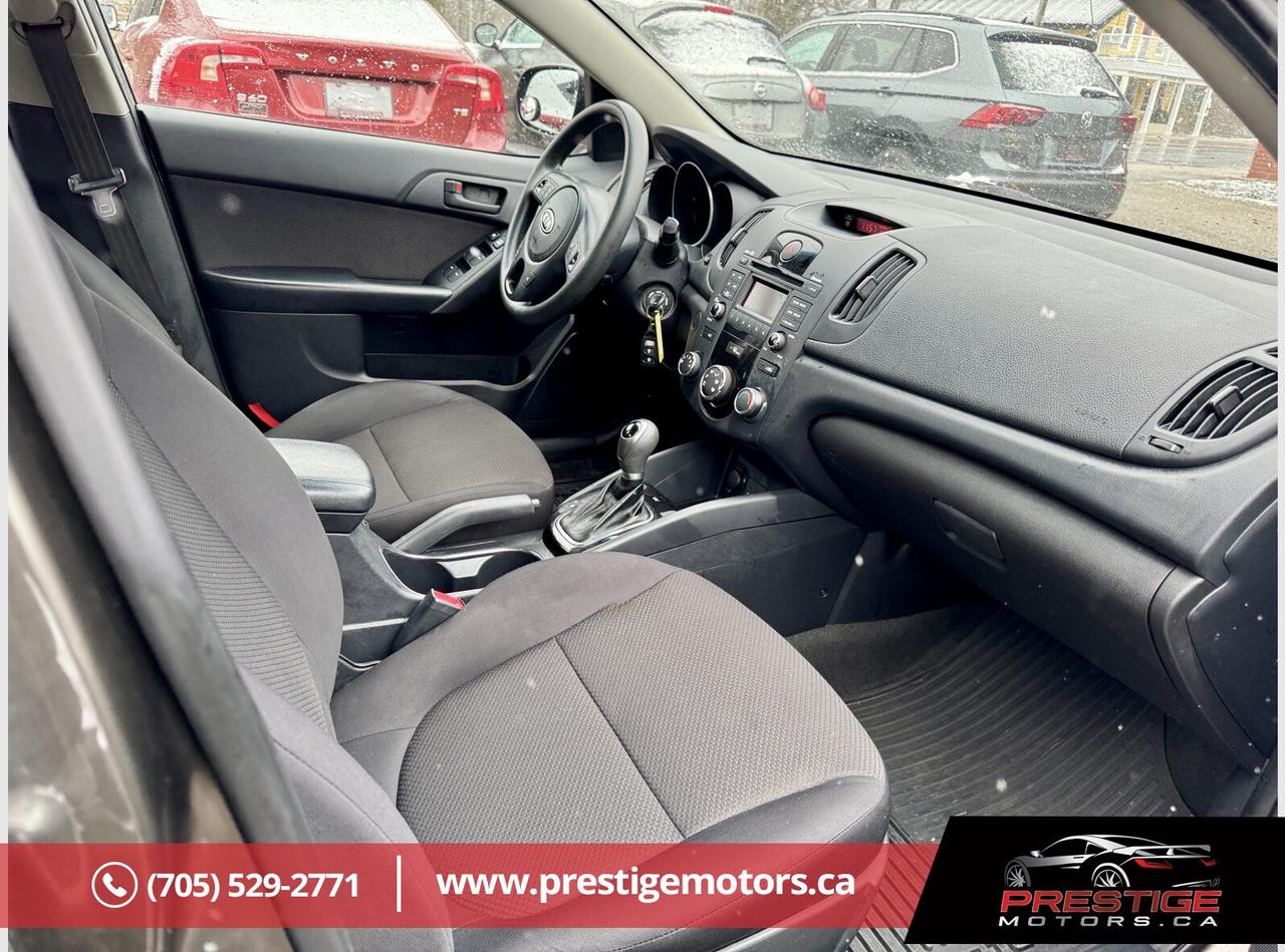 2012 Kia Forte EX Photo