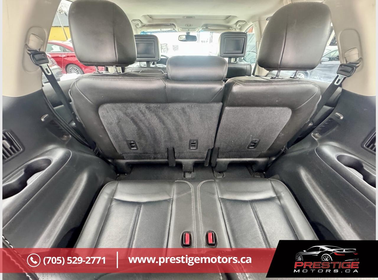 2013 Nissan Pathfinder SV Photo