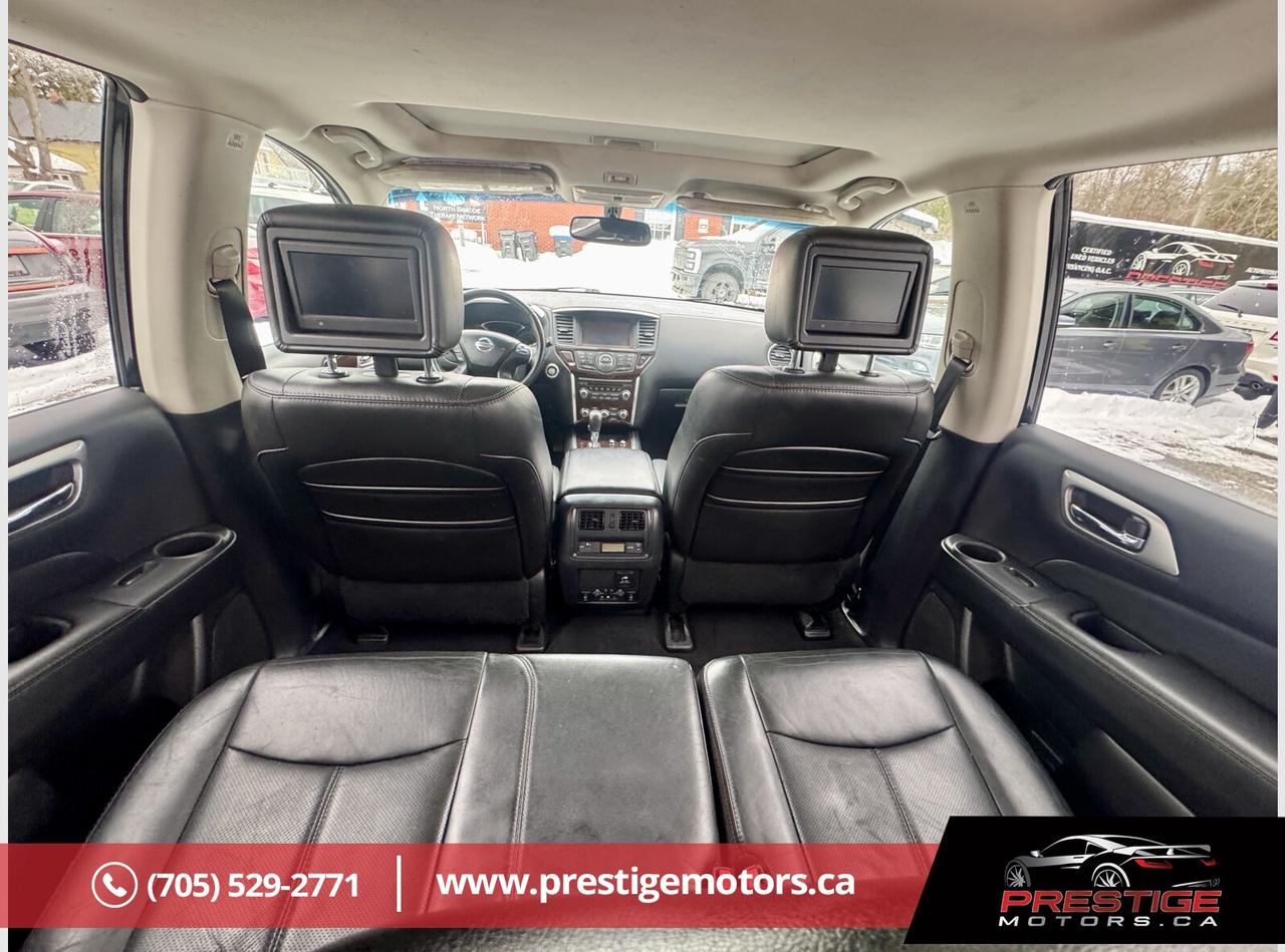 2013 Nissan Pathfinder SV Photo