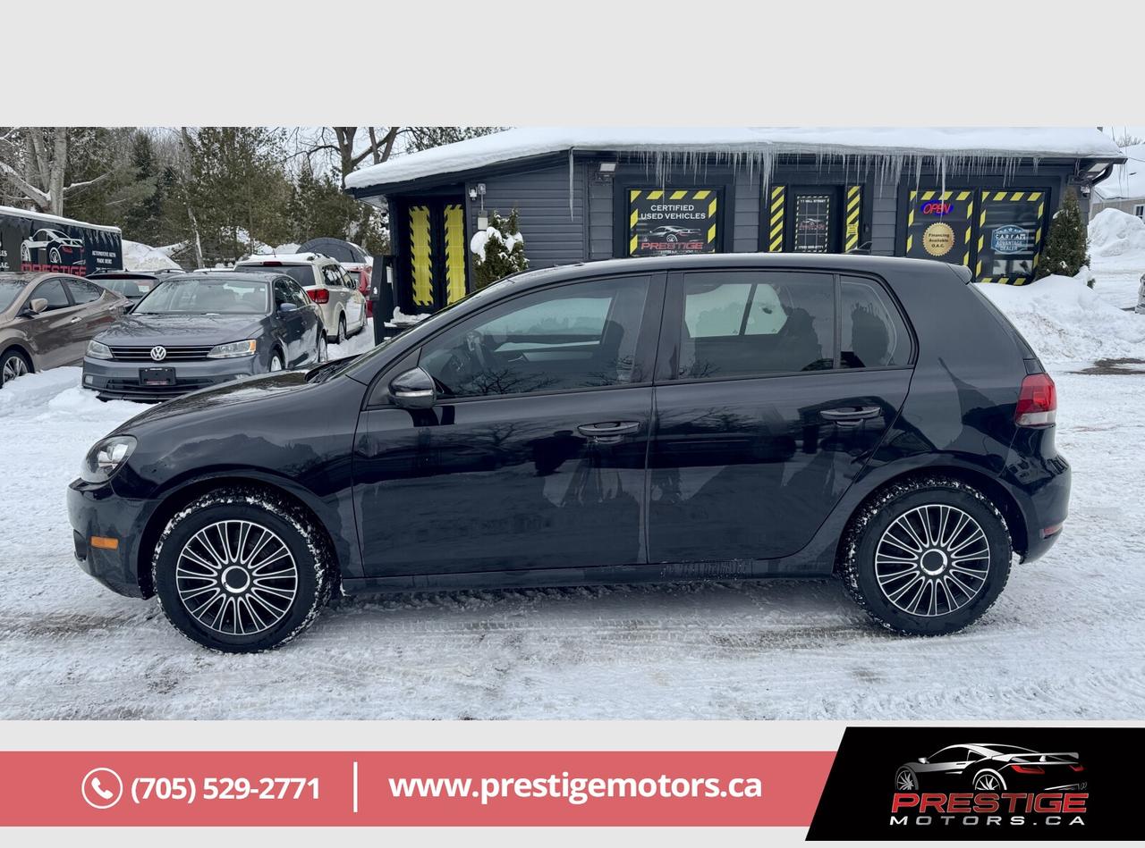 2010 Volkswagen Golf  Photo
