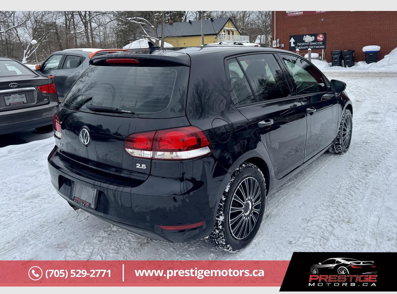 2010 Volkswagen Golf  Photo4