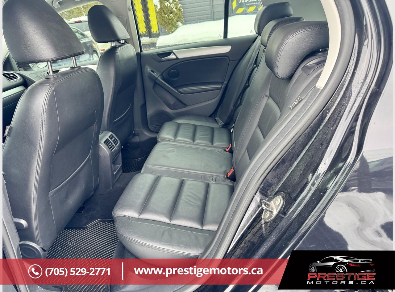 2010 Volkswagen Golf  Photo