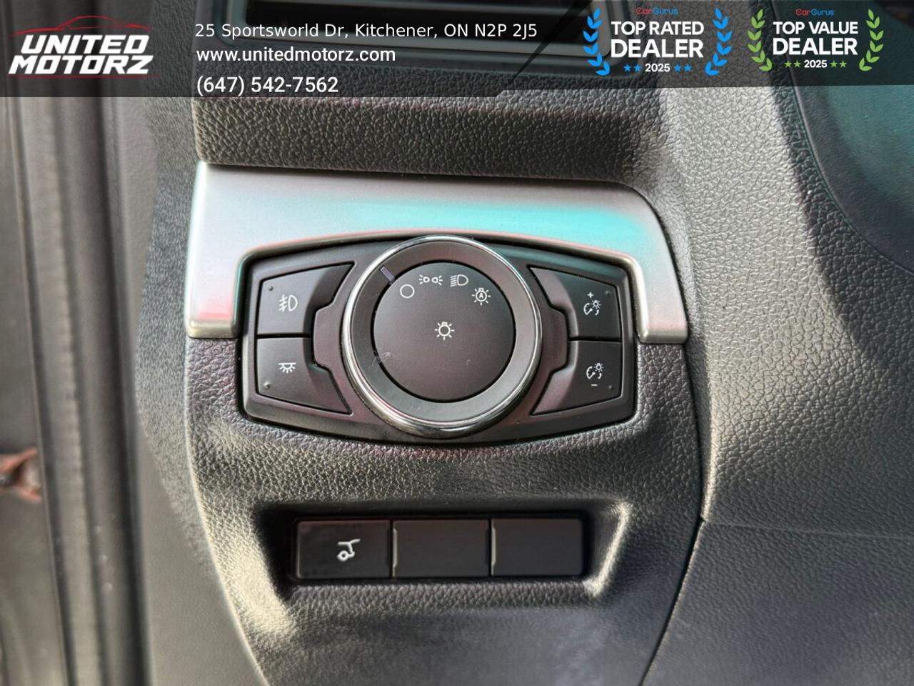 2017 Ford Explorer XLT~NO ACCIDENTS~ Photo