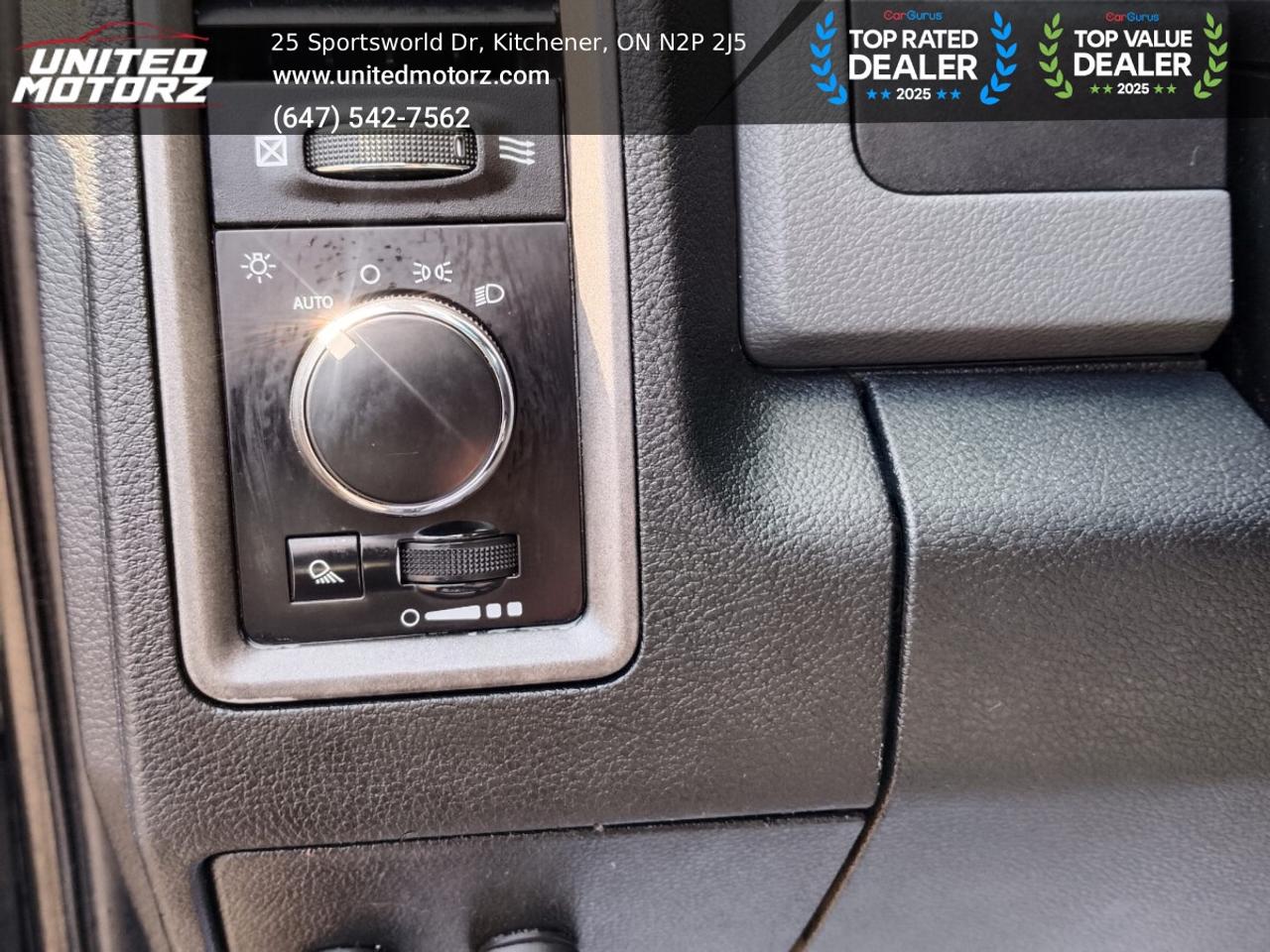 2015 RAM 1500 SXT Quad Cab 5.7L Hemi V8~NO ACCIDENTS~24 Service Photo