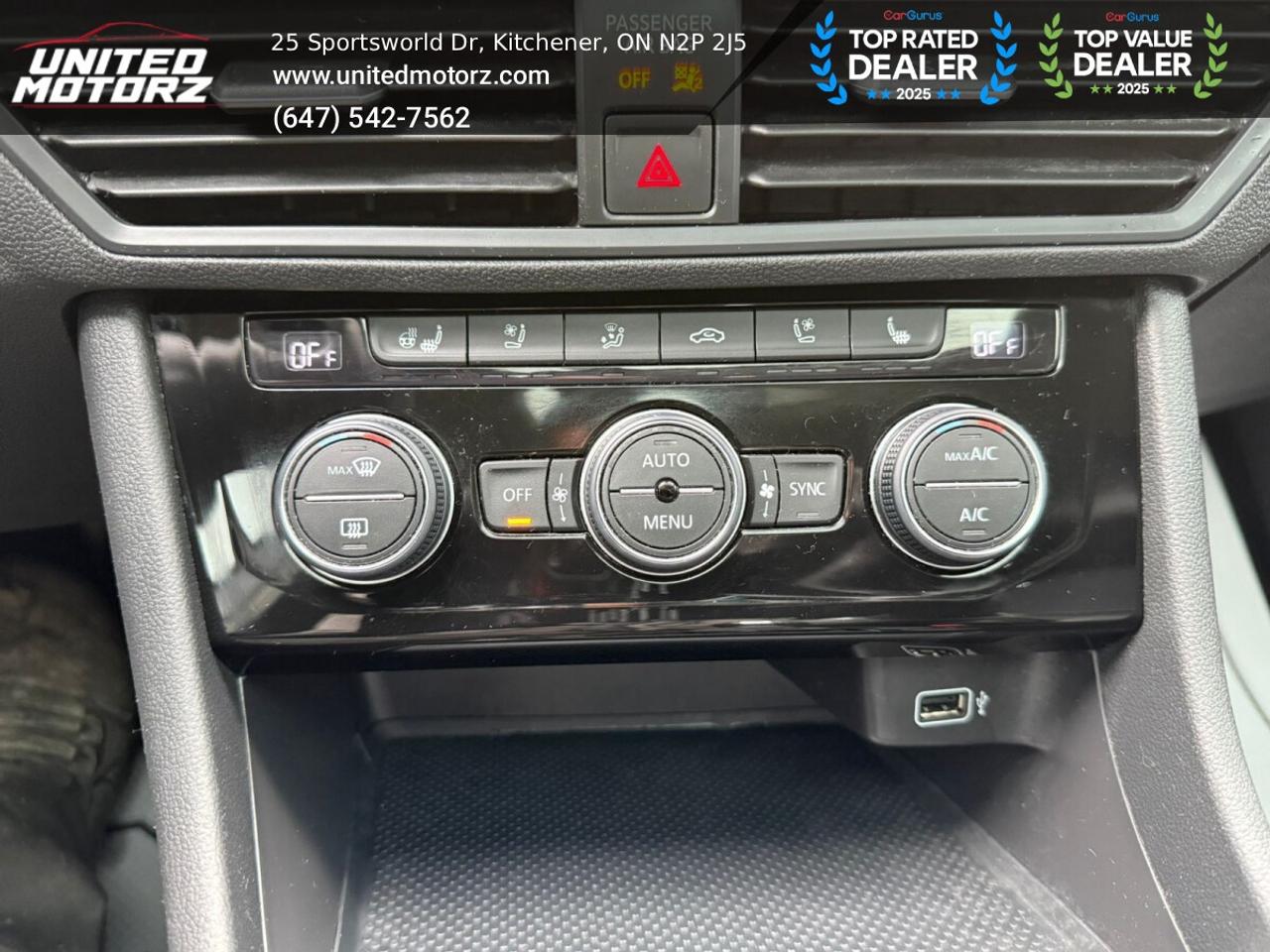 2019 Volkswagen Jetta Execline~CERTIFIED~NO ACCIDENTS~ 19 SERVICE RECOR Photo