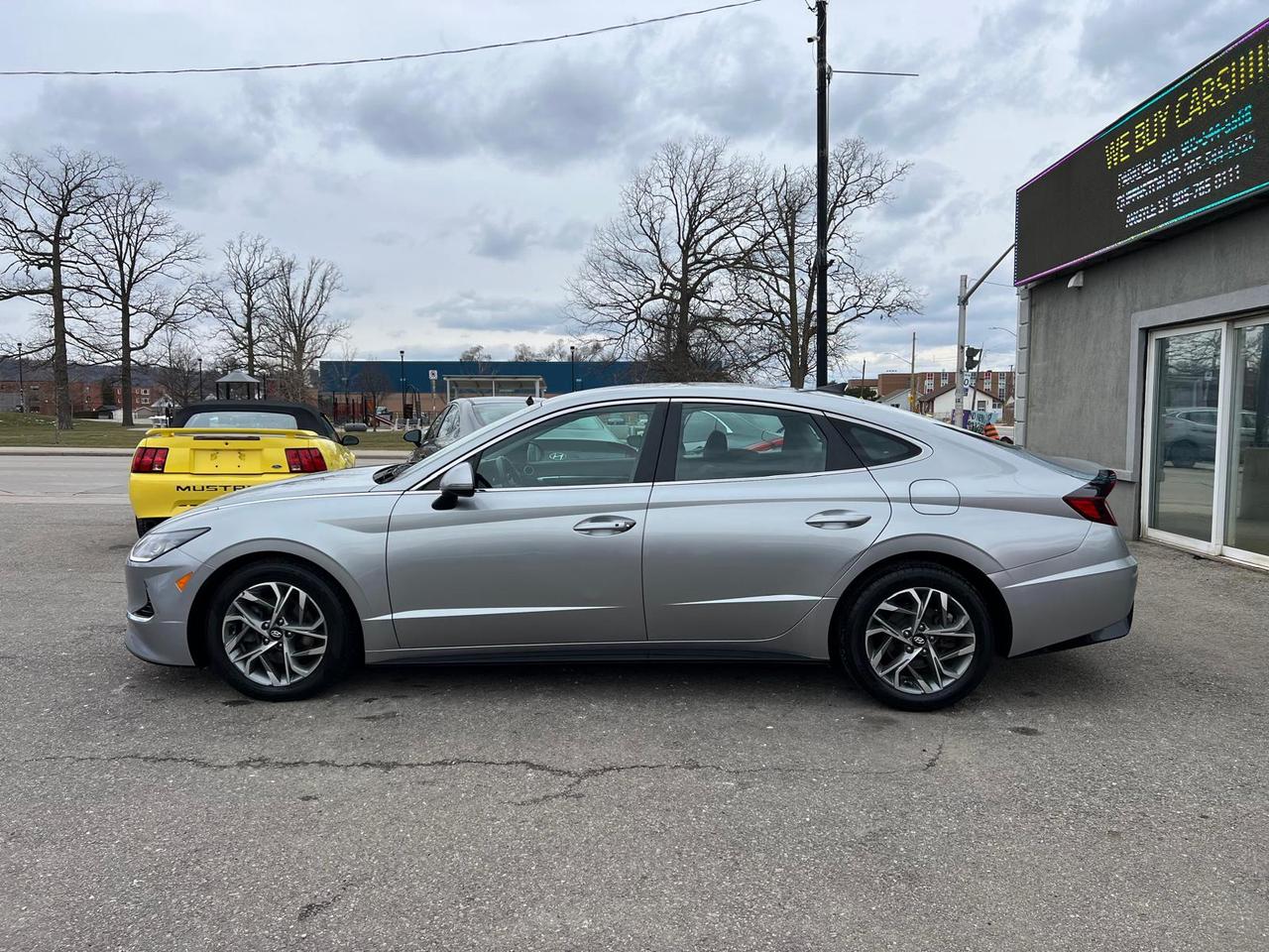 2022 Hyundai Sonata PREFERRED Photo
