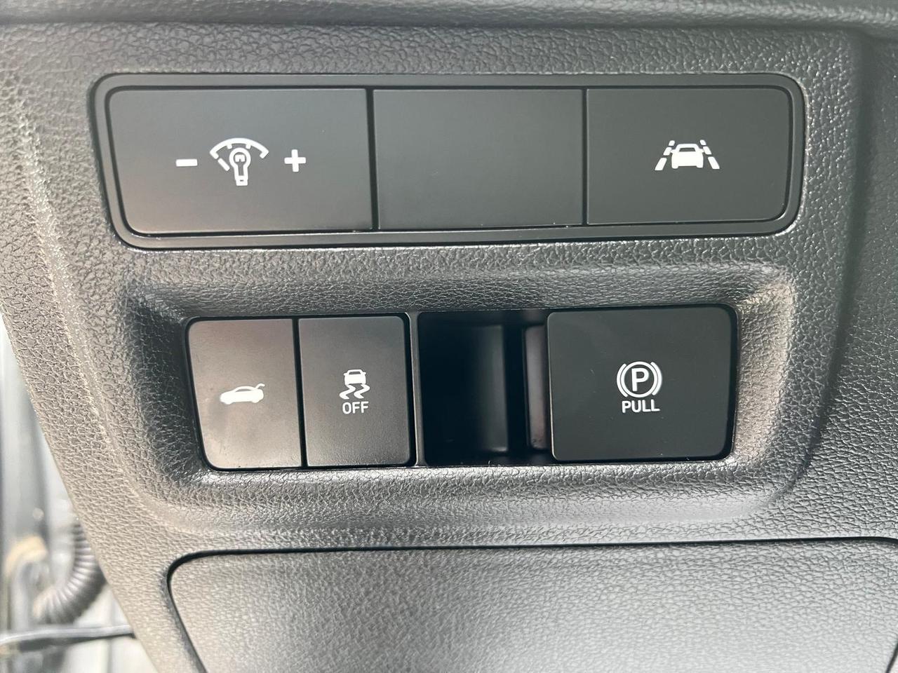 2022 Hyundai Sonata PREFERRED Photo