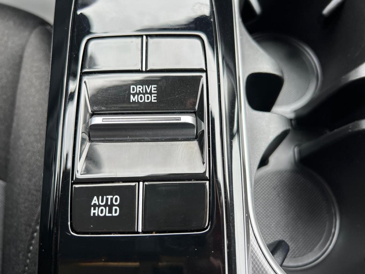 2022 Hyundai Sonata PREFERRED Photo