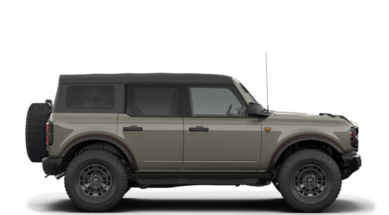 2026 Ford Bronco  Photo4