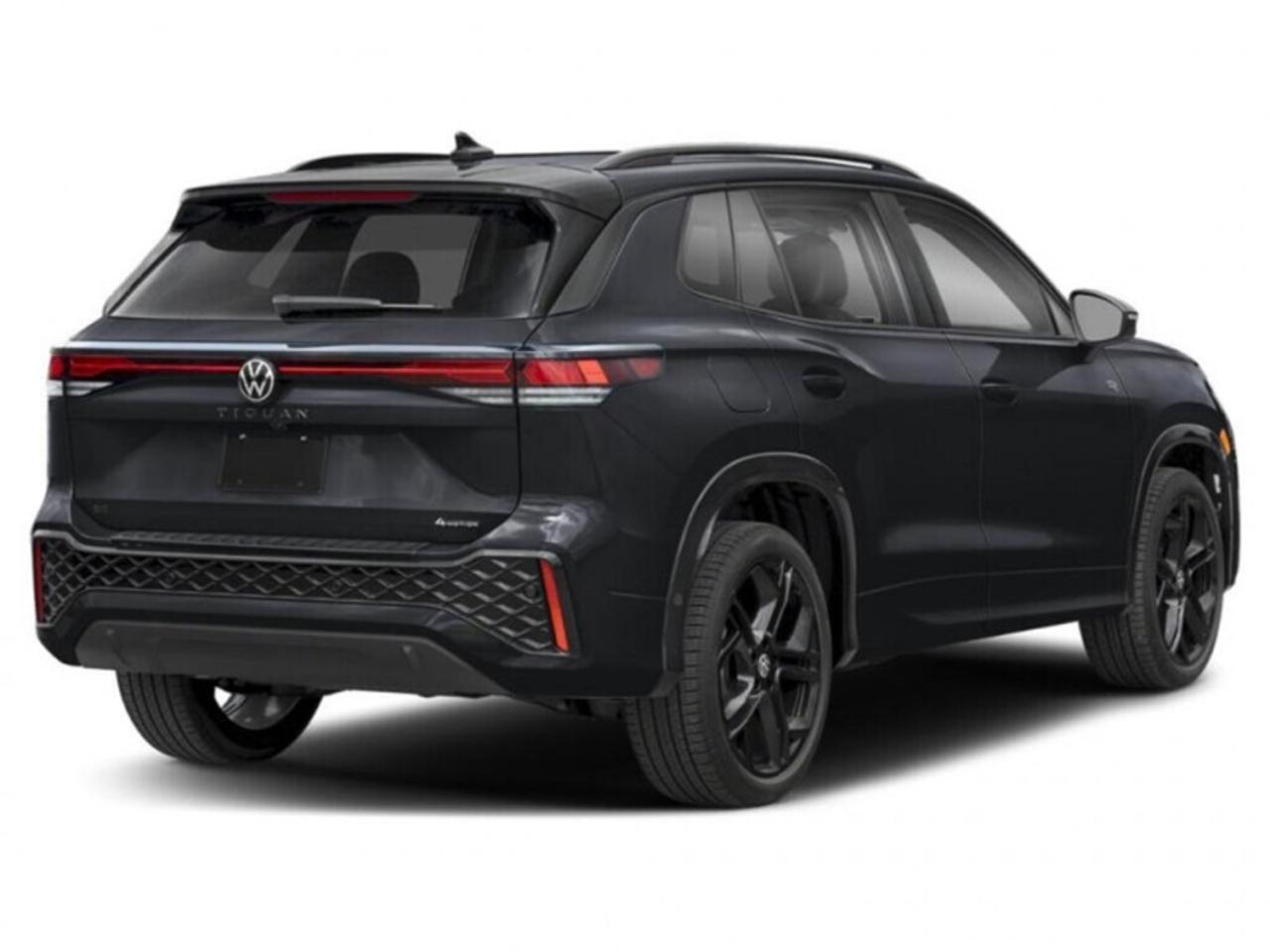 2026 Volkswagen Tiguan Comfortline R-Line Black Edition Photo