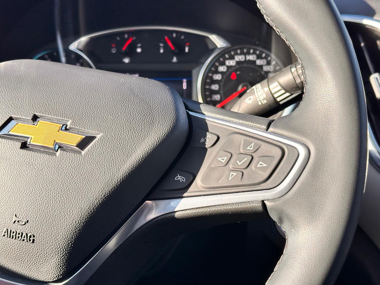 2023 Chevrolet Equinox LT, NO ACCIDENTS, POWER & HEATED SEATS!, CARPLAY! Photo