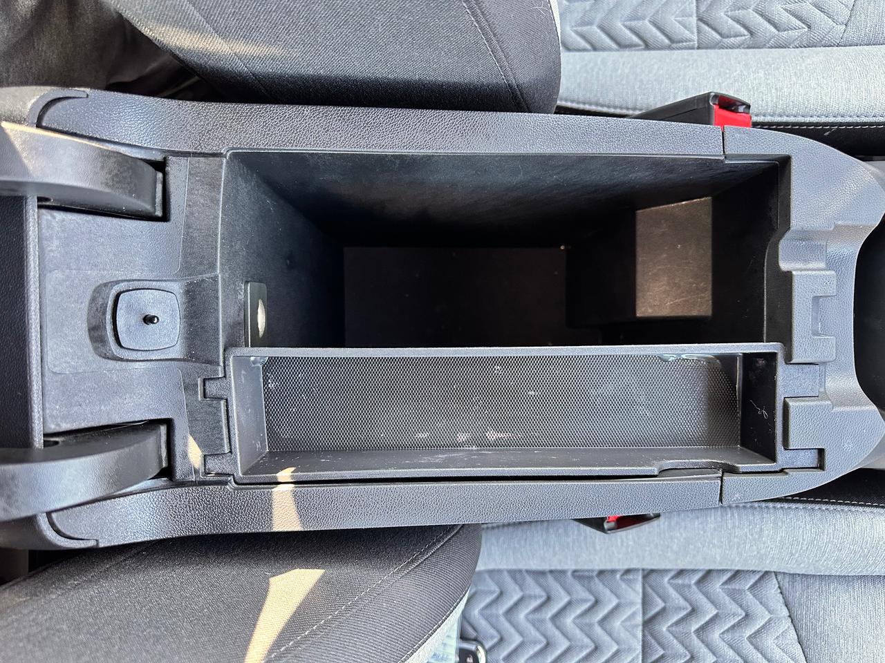 2023 Chevrolet Equinox LT, NO ACCIDENTS, POWER & HEATED SEATS!, CARPLAY! Photo