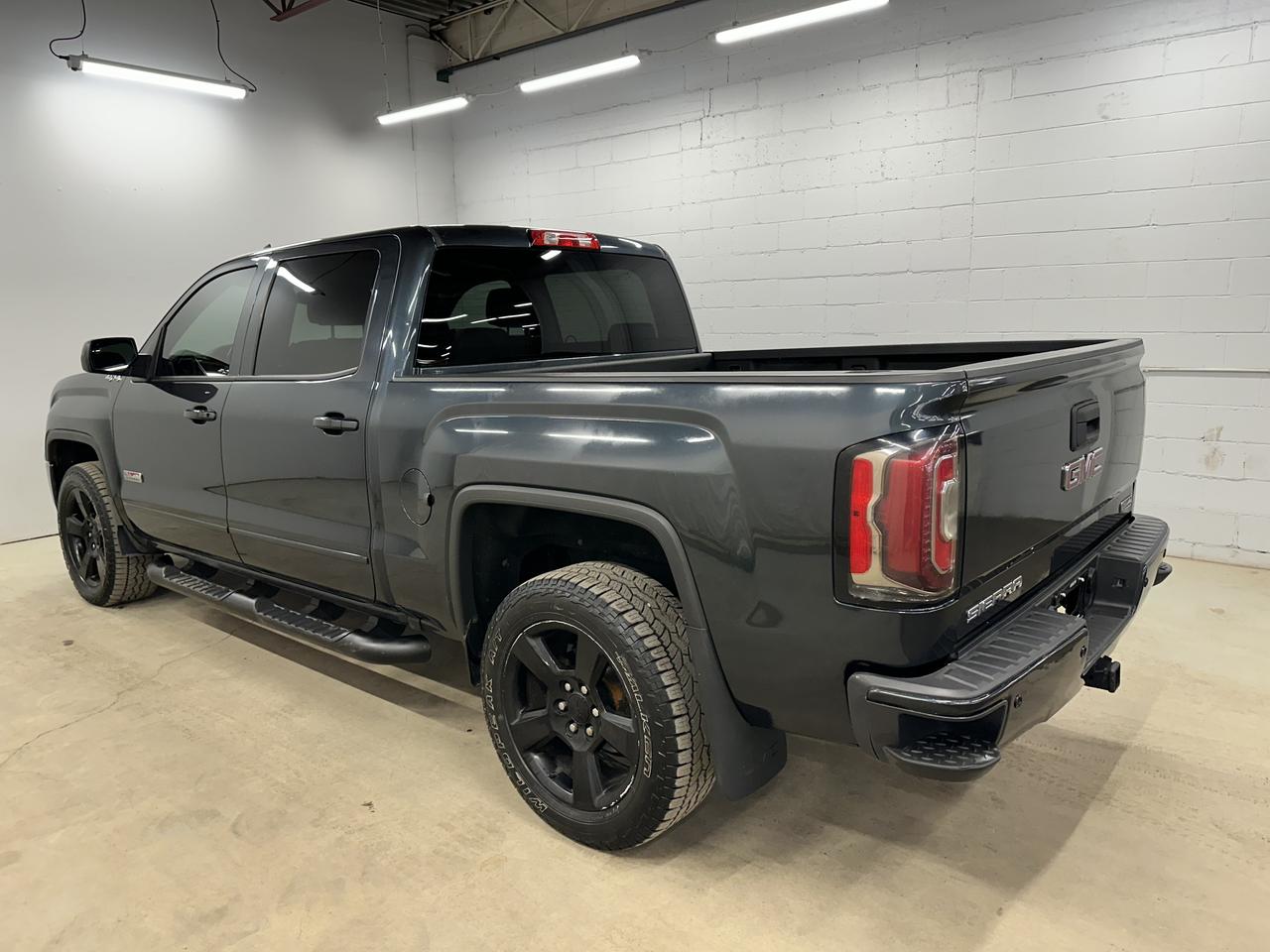 2018 GMC Sierra 1500 SLT Photo24