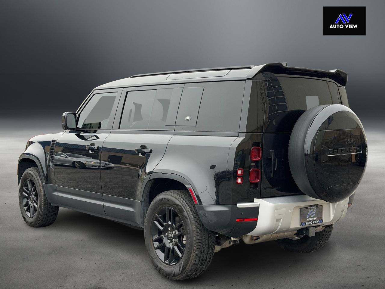 2023 Land Rover Defender 110 S AWD **BLACK ON BLACK** Photo