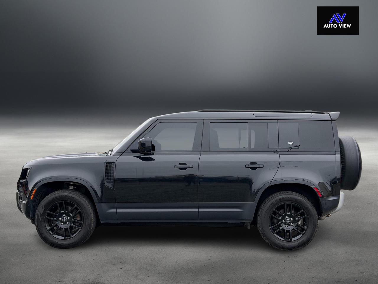 2023 Land Rover Defender 110 S AWD **BLACK ON BLACK** Photo