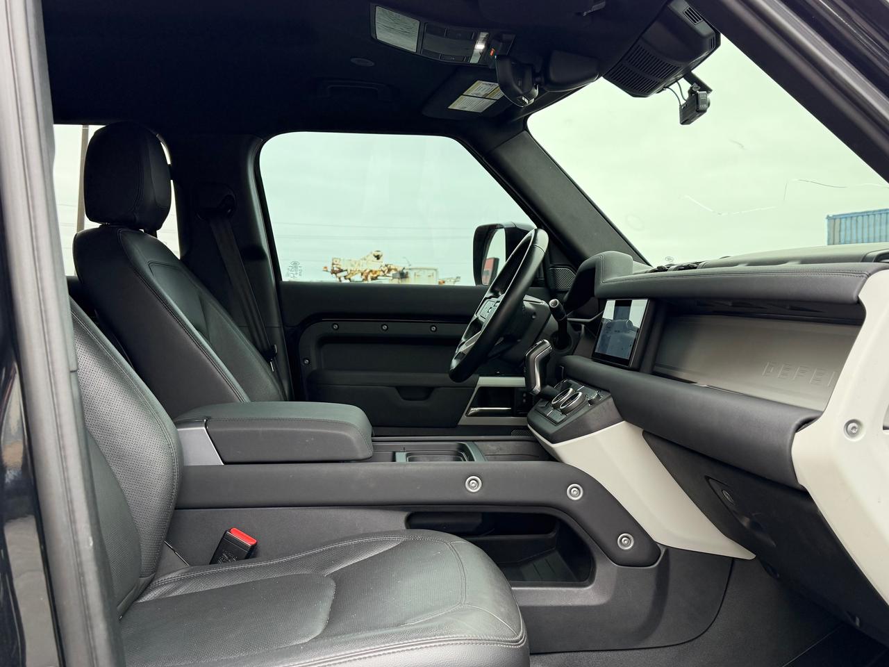 2023 Land Rover Defender 110 S AWD **BLACK ON BLACK** Photo