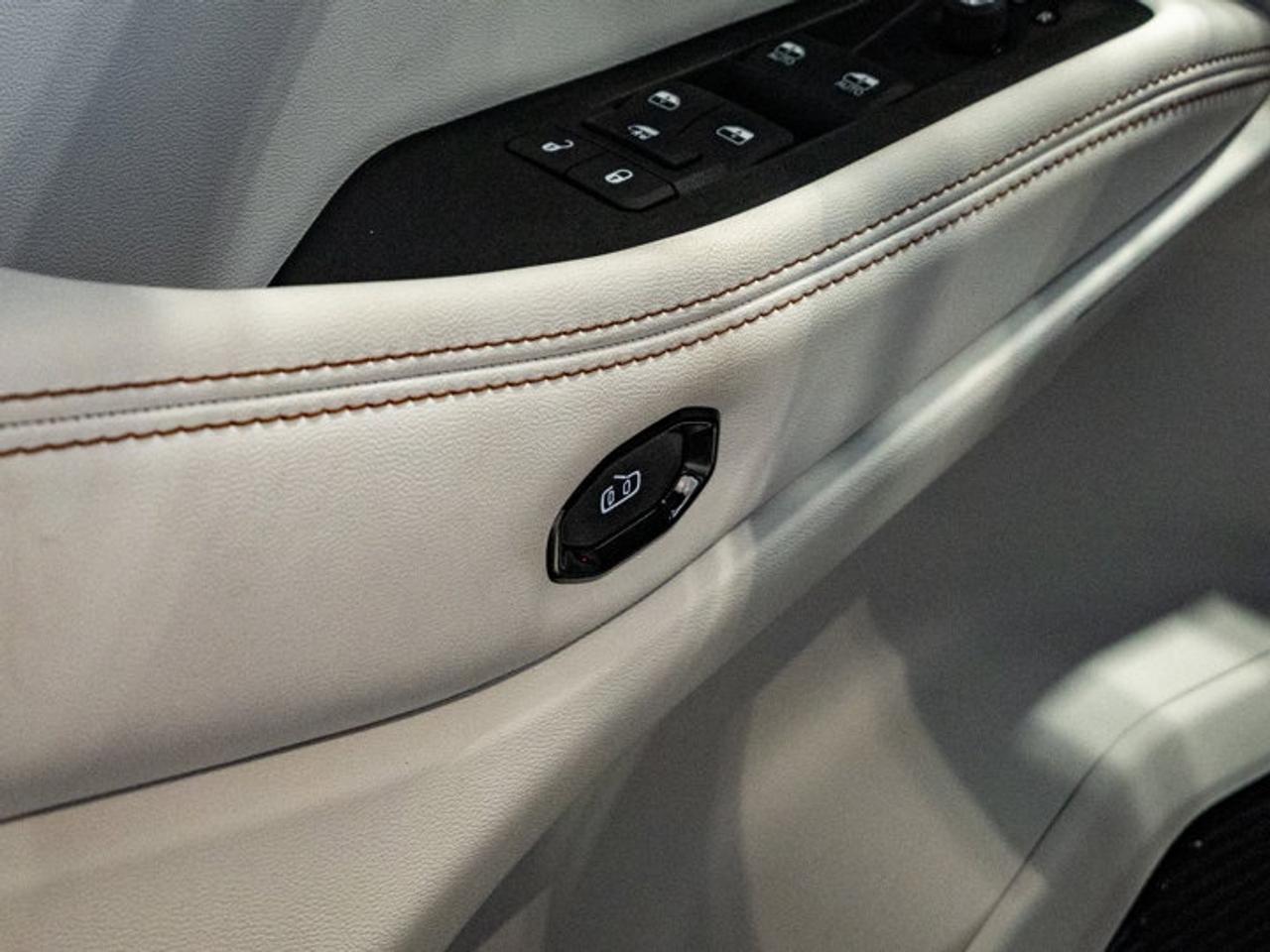 2026 Jeep Cherokee Limited Photo