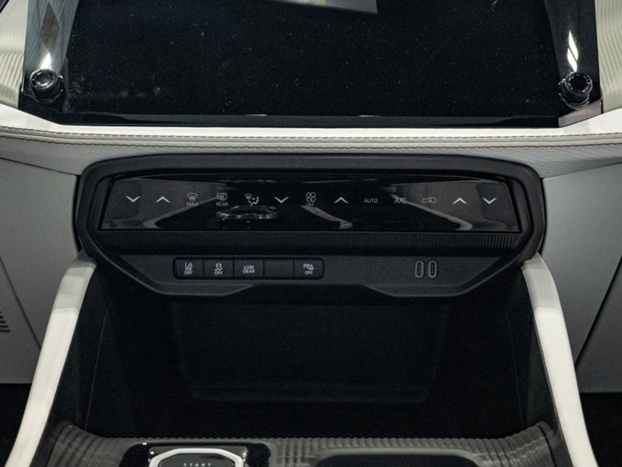 2026 Jeep Cherokee Limited Photo