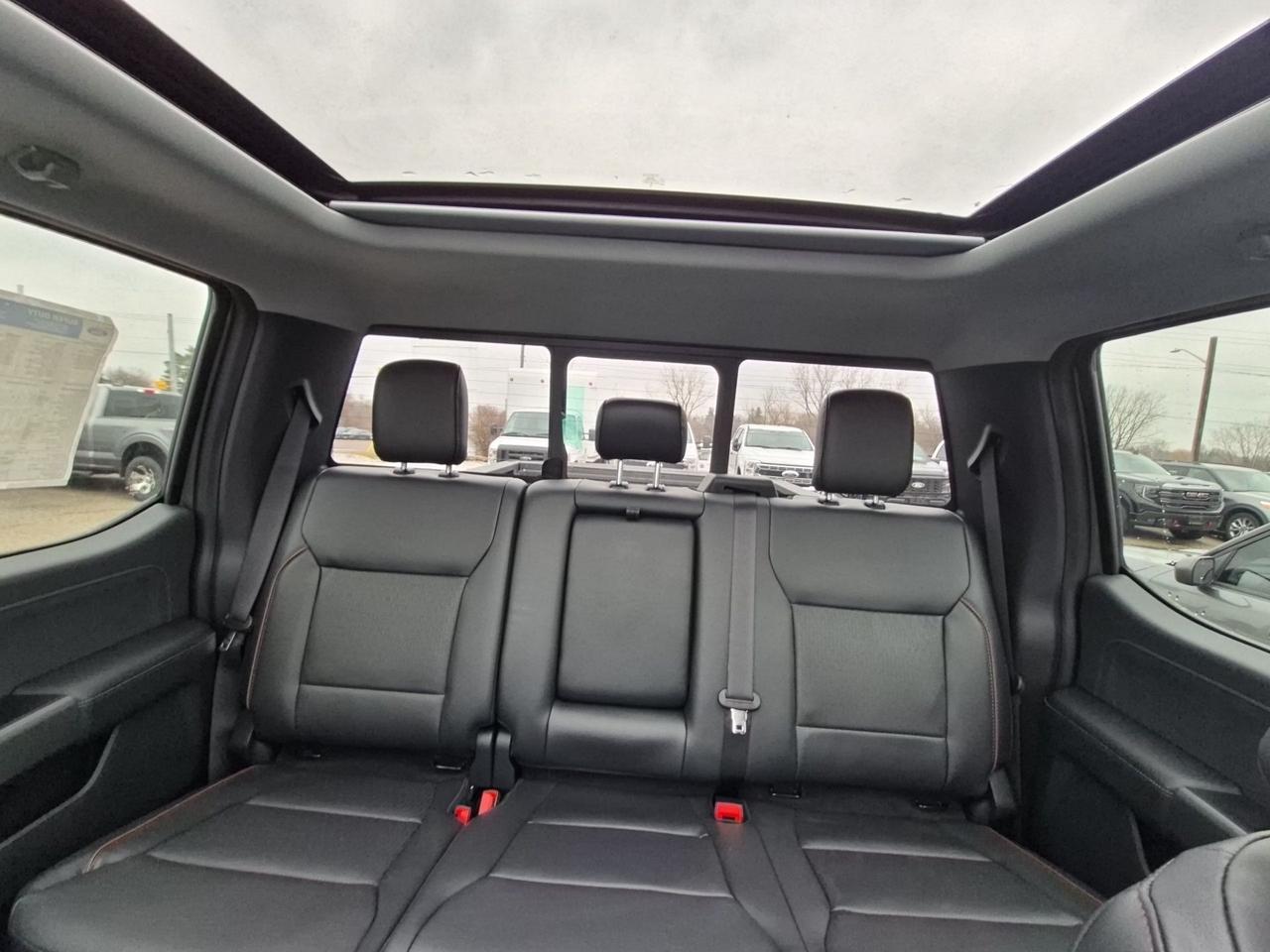 2026 Ford F-250 LARIAT, PREMIUM PKG, MOONROOF, BLACK PKG Photo