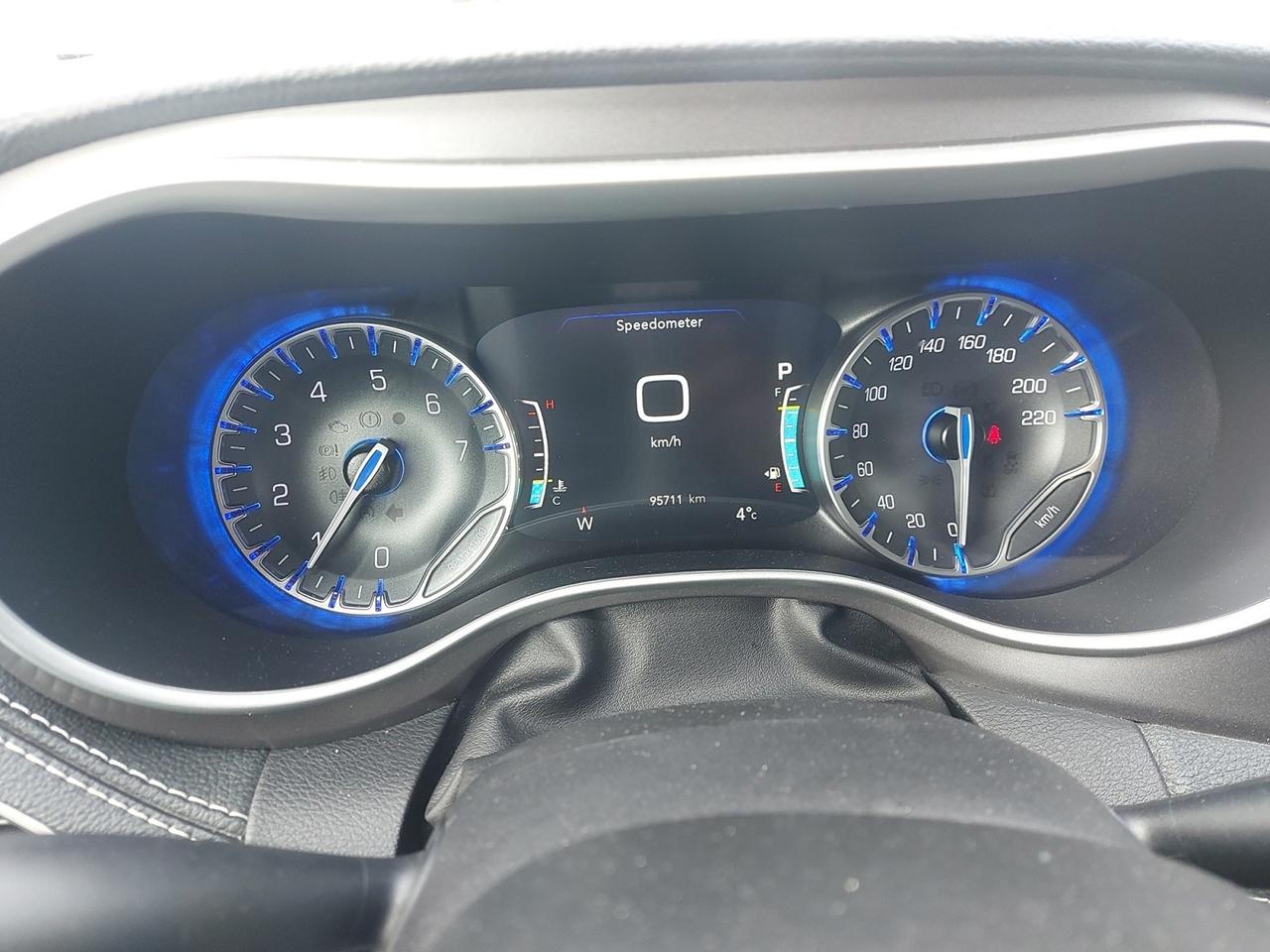 2023 Chrysler Pacifica Touring L Photo