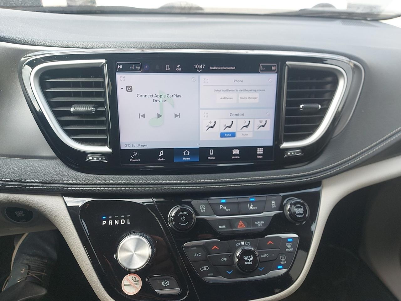 2023 Chrysler Pacifica Touring L Photo