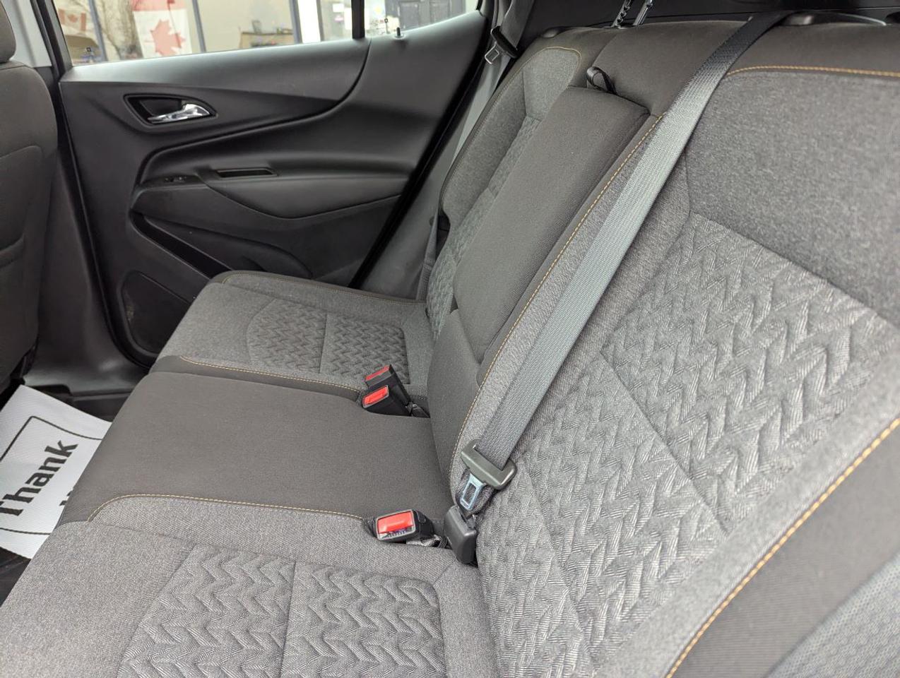 2023 Chevrolet Equinox LT WITH APPLE CARPLAY/GREAT GAS MILEAGE!! Photo