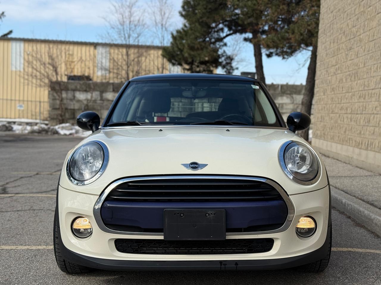 2016 MINI Cooper 3-Door Hatchback Photo