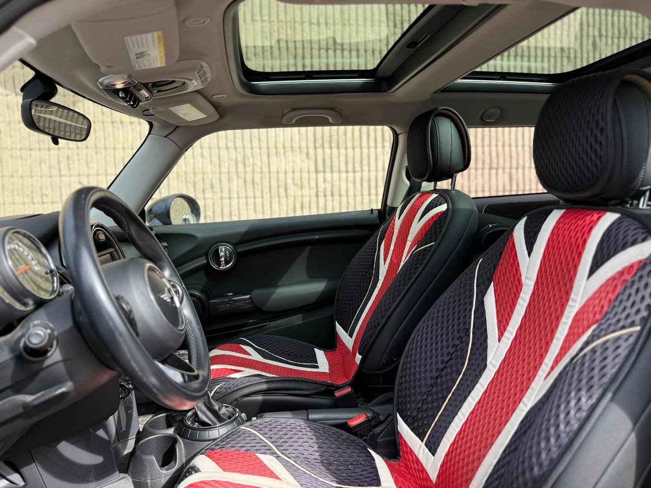 2016 MINI Cooper 3-Door Hatchback Photo