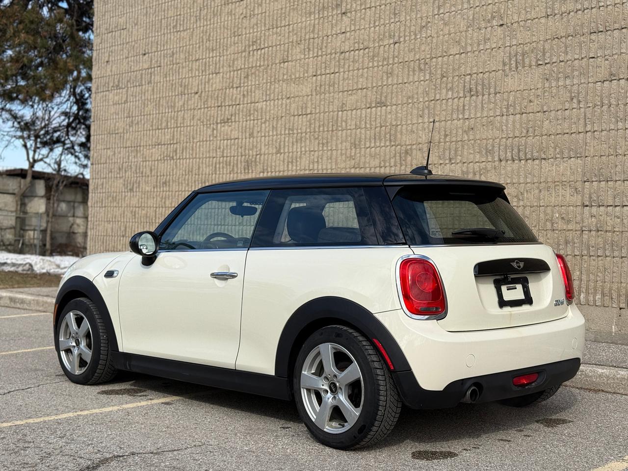 2016 MINI Cooper 3-Door Hatchback Photo