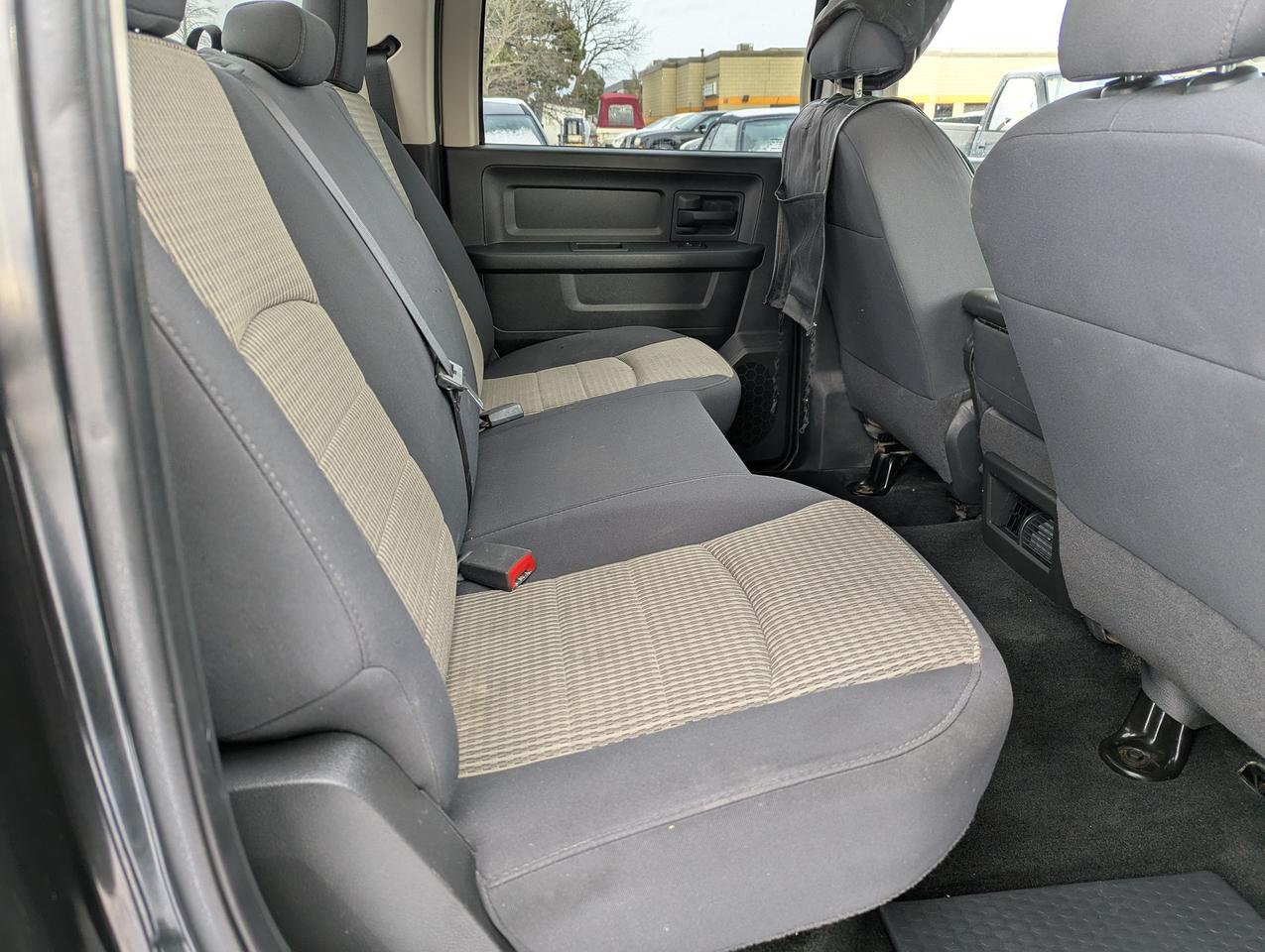 2011 Dodge Ram 1500 "One OWNER 4X4" certified + FREE 6M warranty Photo