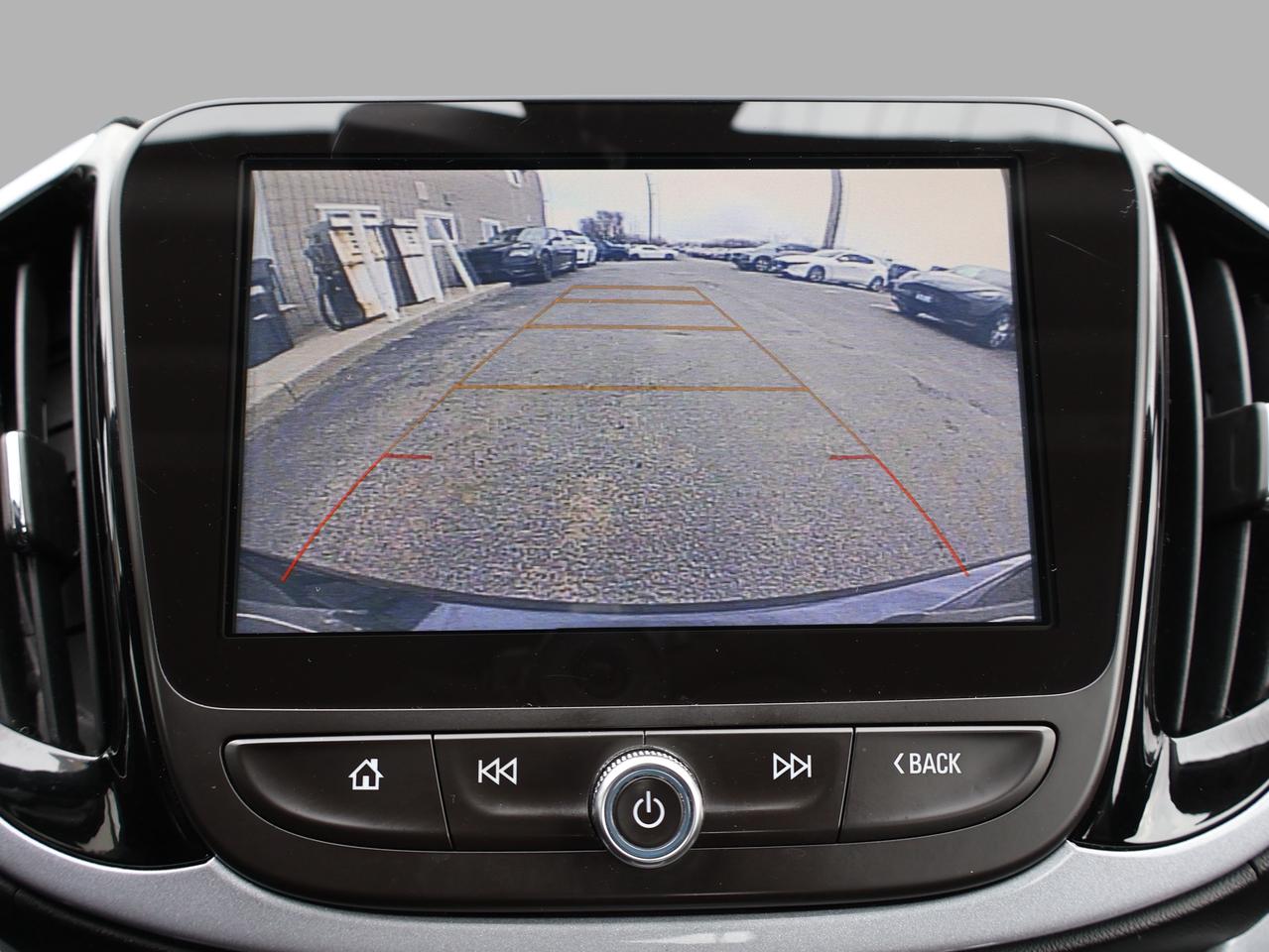 2018 Chevrolet Volt LT PLUG-IN CERTIFIED CAMERA BLUETOOTH HEATED SEATS CRUISE ALLOYS Photo