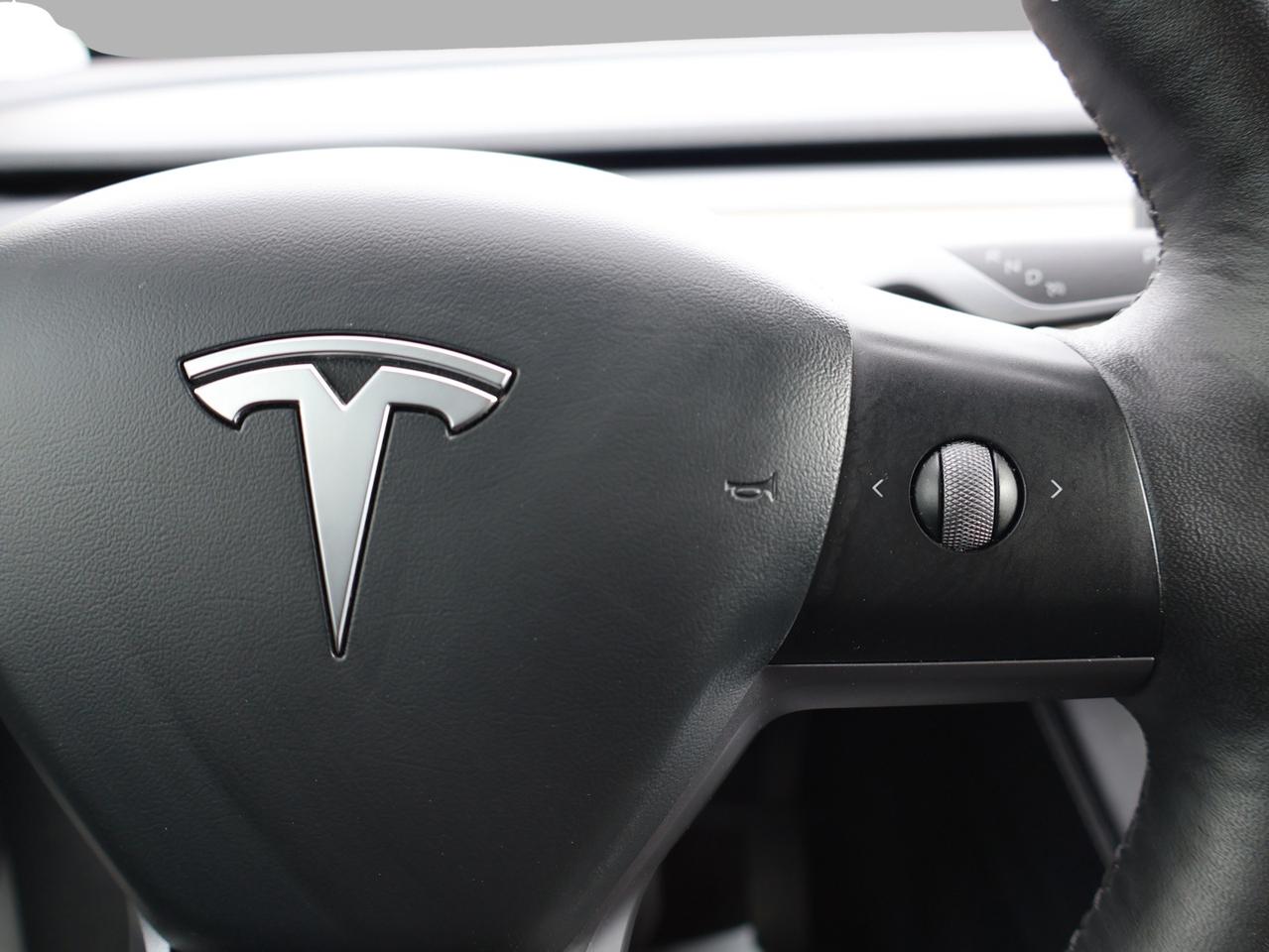 2023 Tesla Y LR CERTIFIED *1 OWNER*ACCIDENT FREE* CAMERA NAV BLUETOOTH LEATHER HEATED SEATS CRUISE ALLOYS Photo