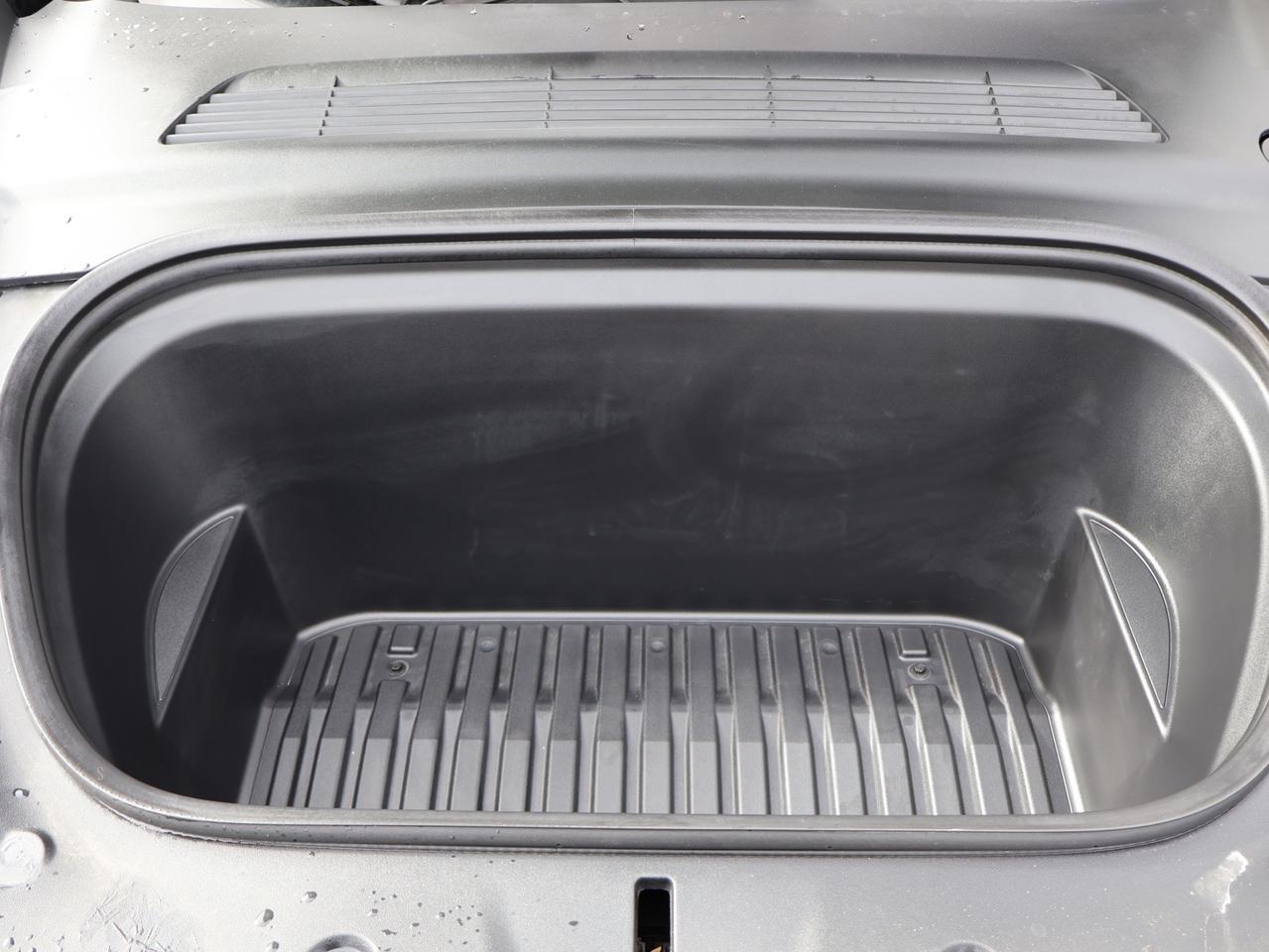 2023 Tesla Y LR CERTIFIED *1 OWNER*ACCIDENT FREE* CAMERA NAV BLUETOOTH LEATHER HEATED SEATS CRUISE ALLOYS Photo