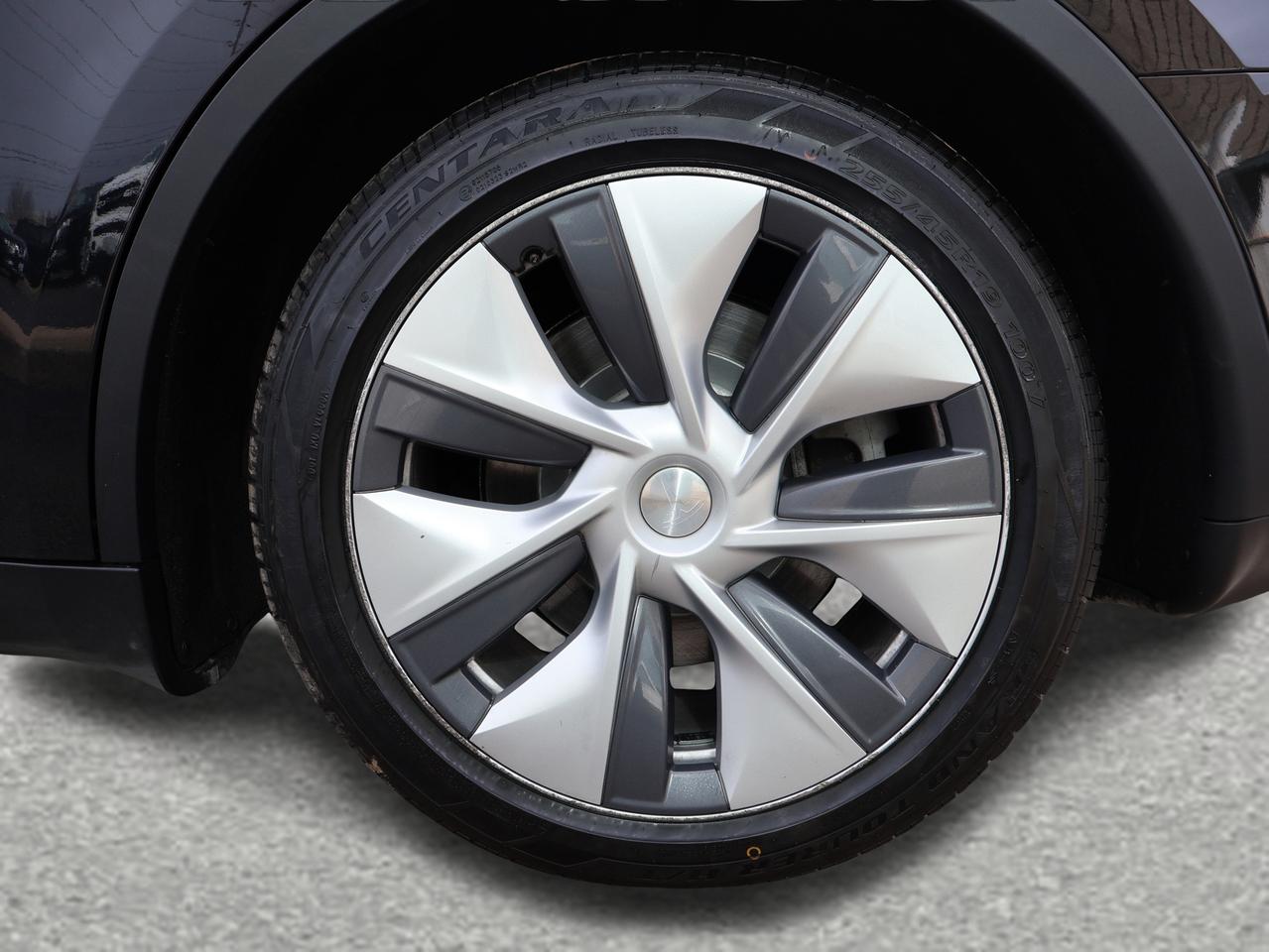 2023 Tesla Y LR CERTIFIED *1 OWNER*ACCIDENT FREE* CAMERA NAV BLUETOOTH LEATHER HEATED SEATS CRUISE ALLOYS Photo