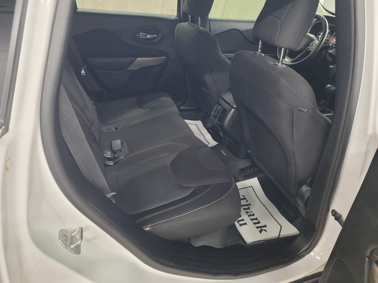 2018 Jeep Cherokee North Photo27