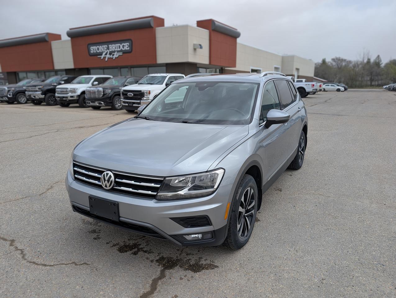 <p>Finance this vehicle! Apply at stonebridgeauto.com</p><p>&nbsp;</p><p>2020 Volkswagen Tiguan 2.0L 4 Cylinder AWD. 97,000km Clean title and safetied. Manitoba owned!</p><p>&nbsp;</p><p>Blindspot monitoring&nbsp;</p><p>Heated front seats</p><p>All wheel drive</p><p>Backup camera</p><p>Panoramic sunroof&nbsp;</p><p>Power liftgate&nbsp;</p><p>Power driver</p><p>&nbsp;</p><p>We take trades! Vehicle is for sale in Steinbach by STONE BRIDGE AUTO INC. Dealer #5000 we are a small business focused on customer satisfaction. Text or call before coming to view and ask for sales.</p>