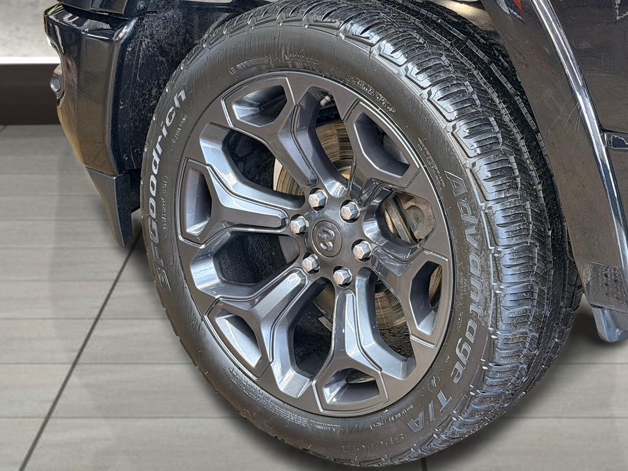 2020 RAM 1500 Limited+Appearance PKG+Safety Tec+Pano Roof+LOADED Photo