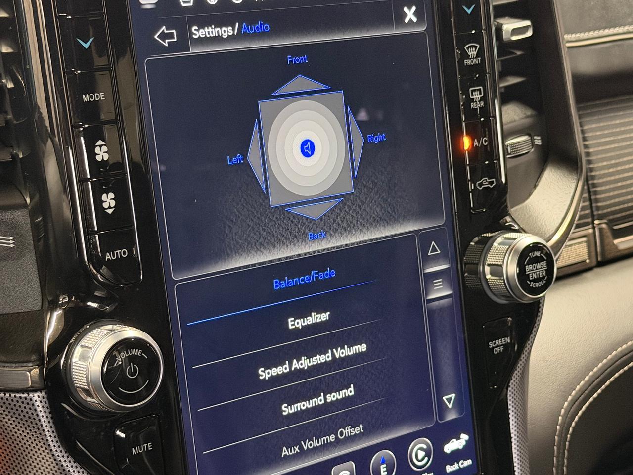 2020 RAM 1500 Limited+Appearance PKG+Safety Tec+Pano Roof+LOADED Photo