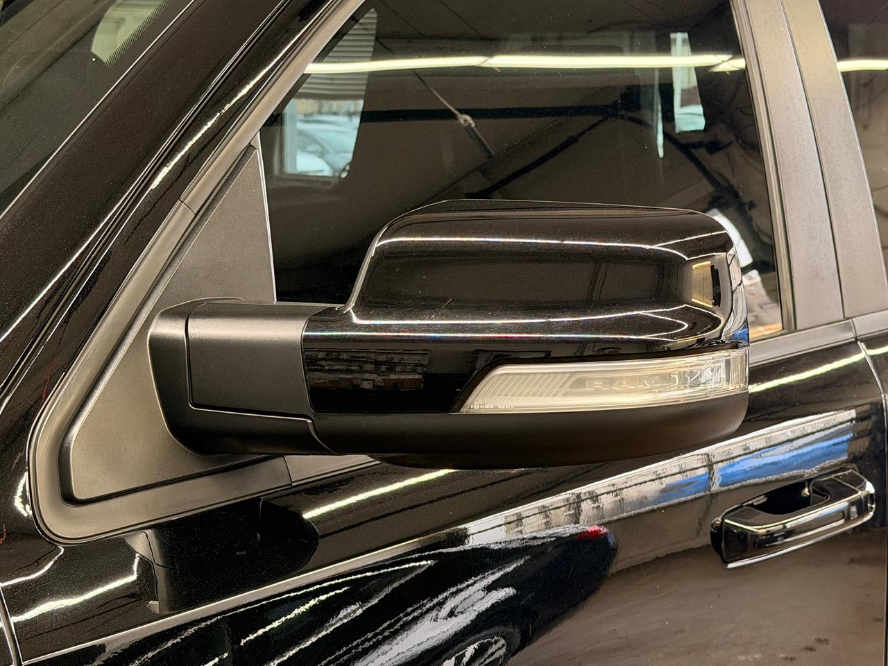 2020 RAM 1500 Limited+Appearance PKG+Safety Tec+Pano Roof+LOADED Photo71