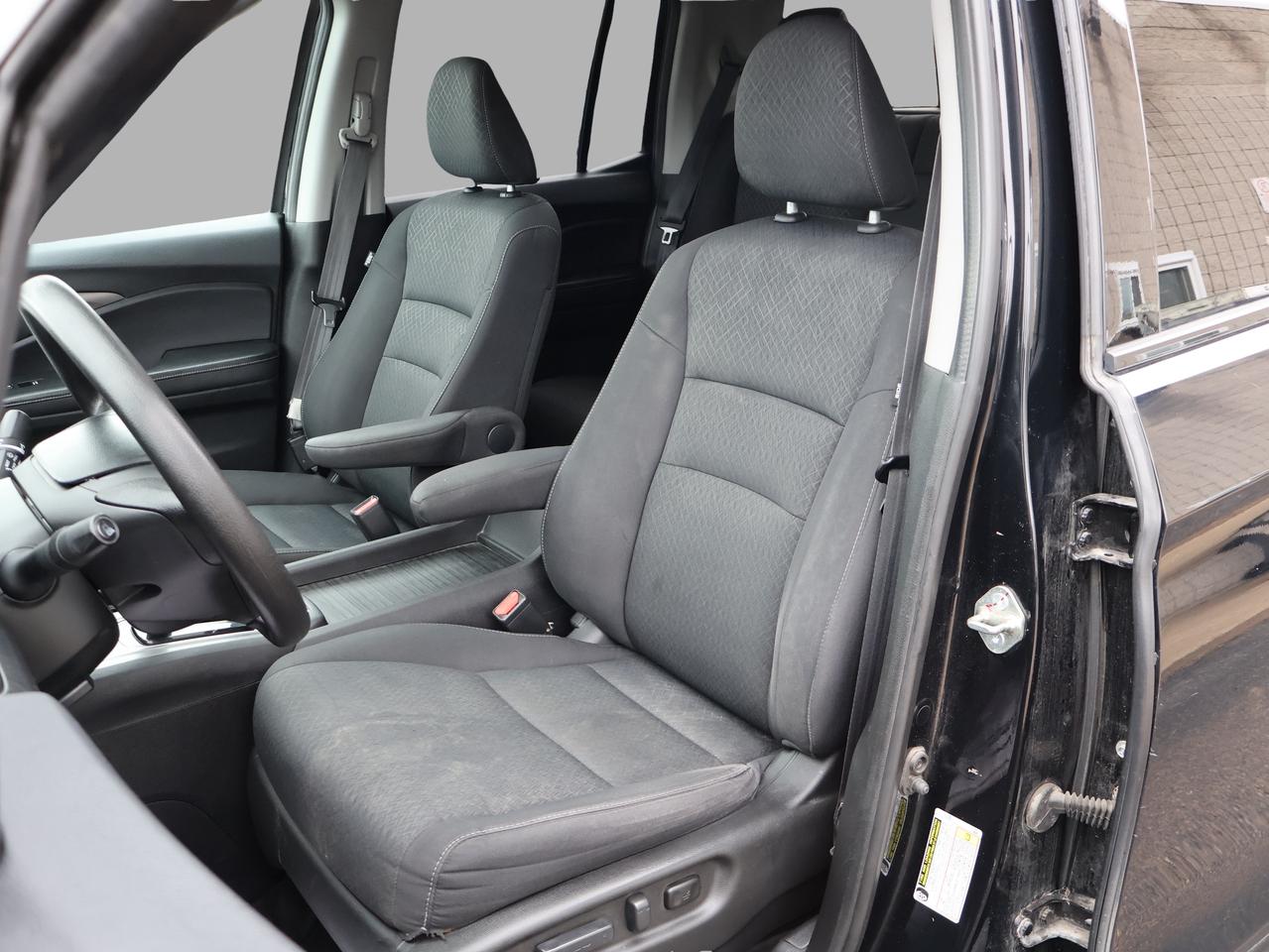 2019 Honda Ridgeline SPORT AWD CERTIFIED *ACCIDENT FREE*HONDA MAINTAIN* CAMERA NAV BLUETOOTH SUNROOF CRIUSE ALLOYS Photo