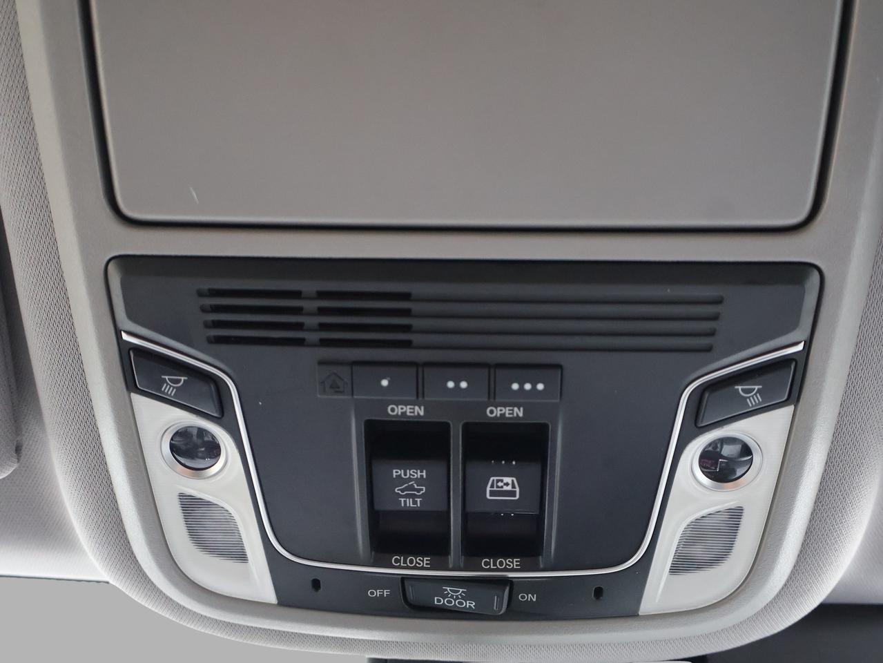 2019 Honda Ridgeline SPORT AWD CERTIFIED *ACCIDENT FREE*HONDA MAINTAIN* CAMERA NAV BLUETOOTH SUNROOF CRIUSE ALLOYS Photo